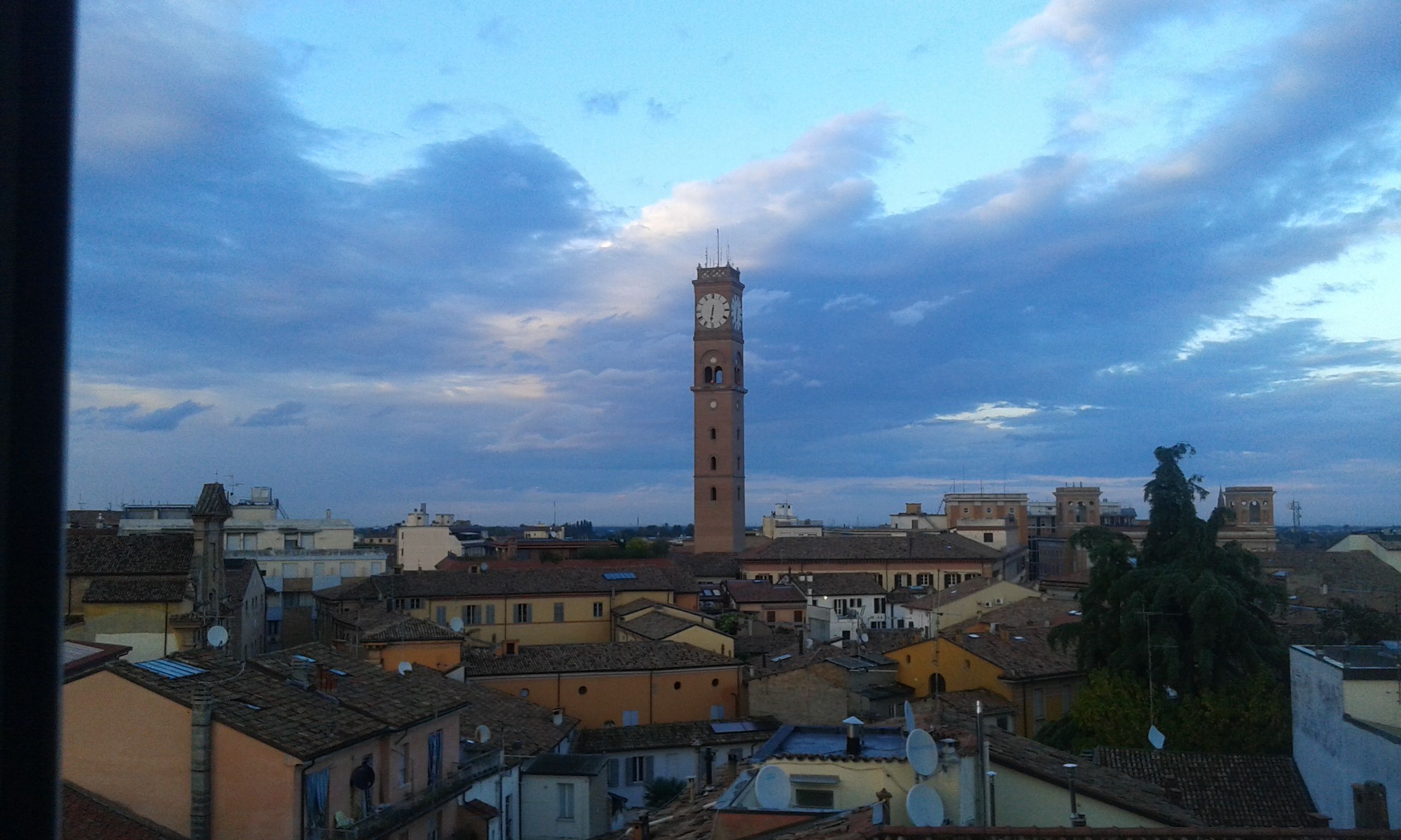 Torre civica, por Chiara Spatafora