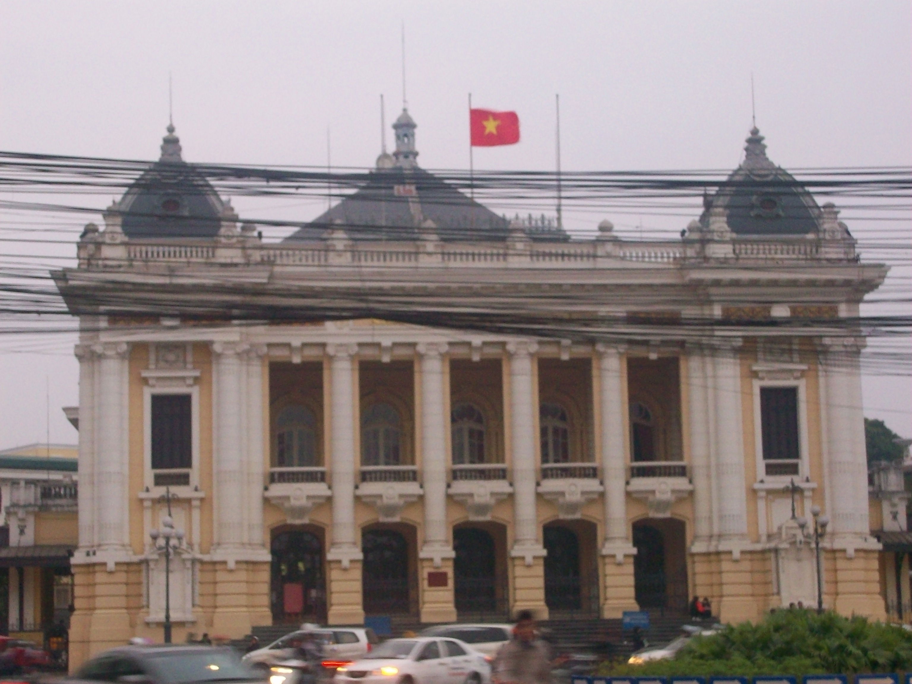 Ópera de Hanoi, por Coline