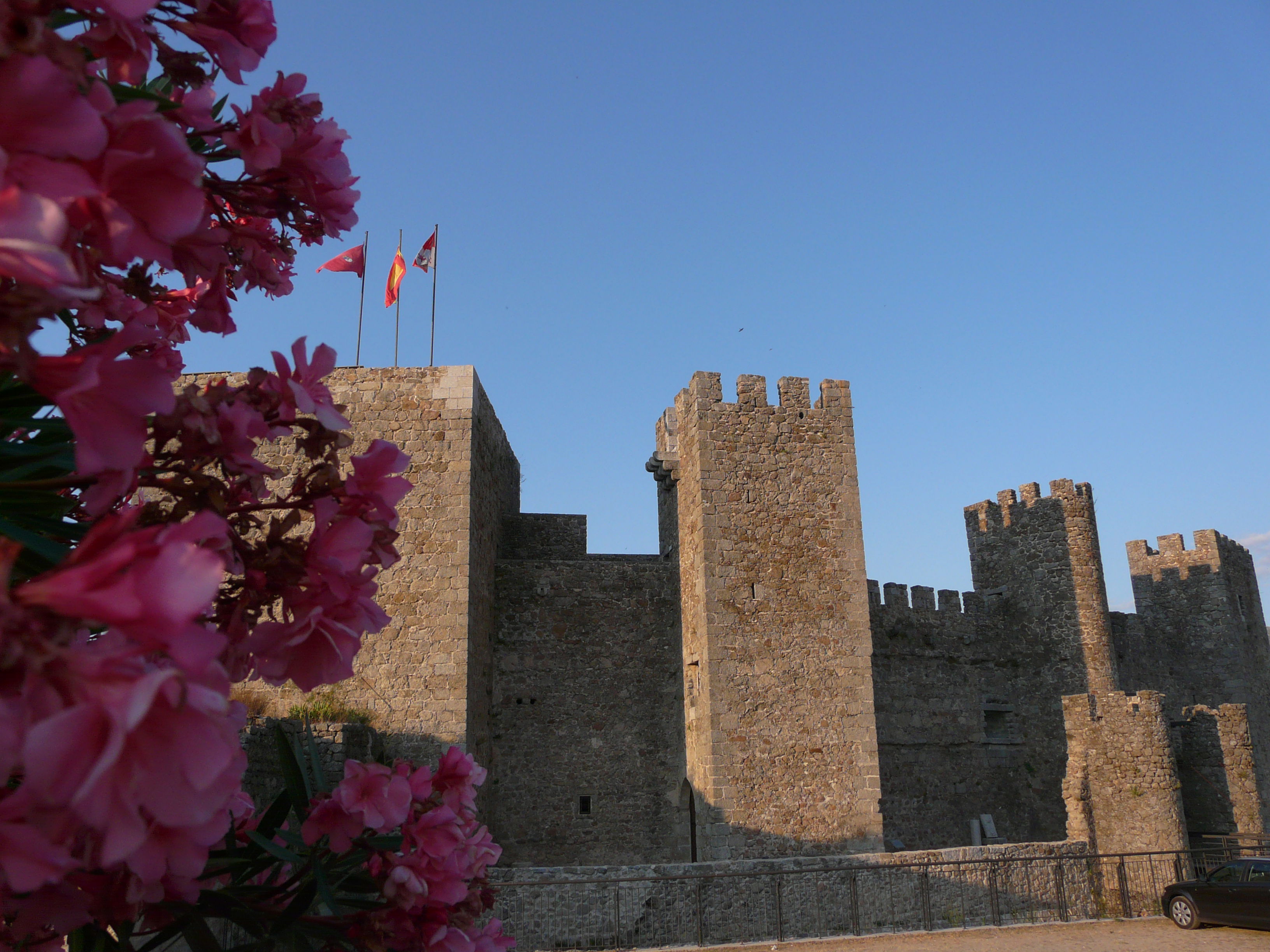 Castillo del Paraiso, por macugh