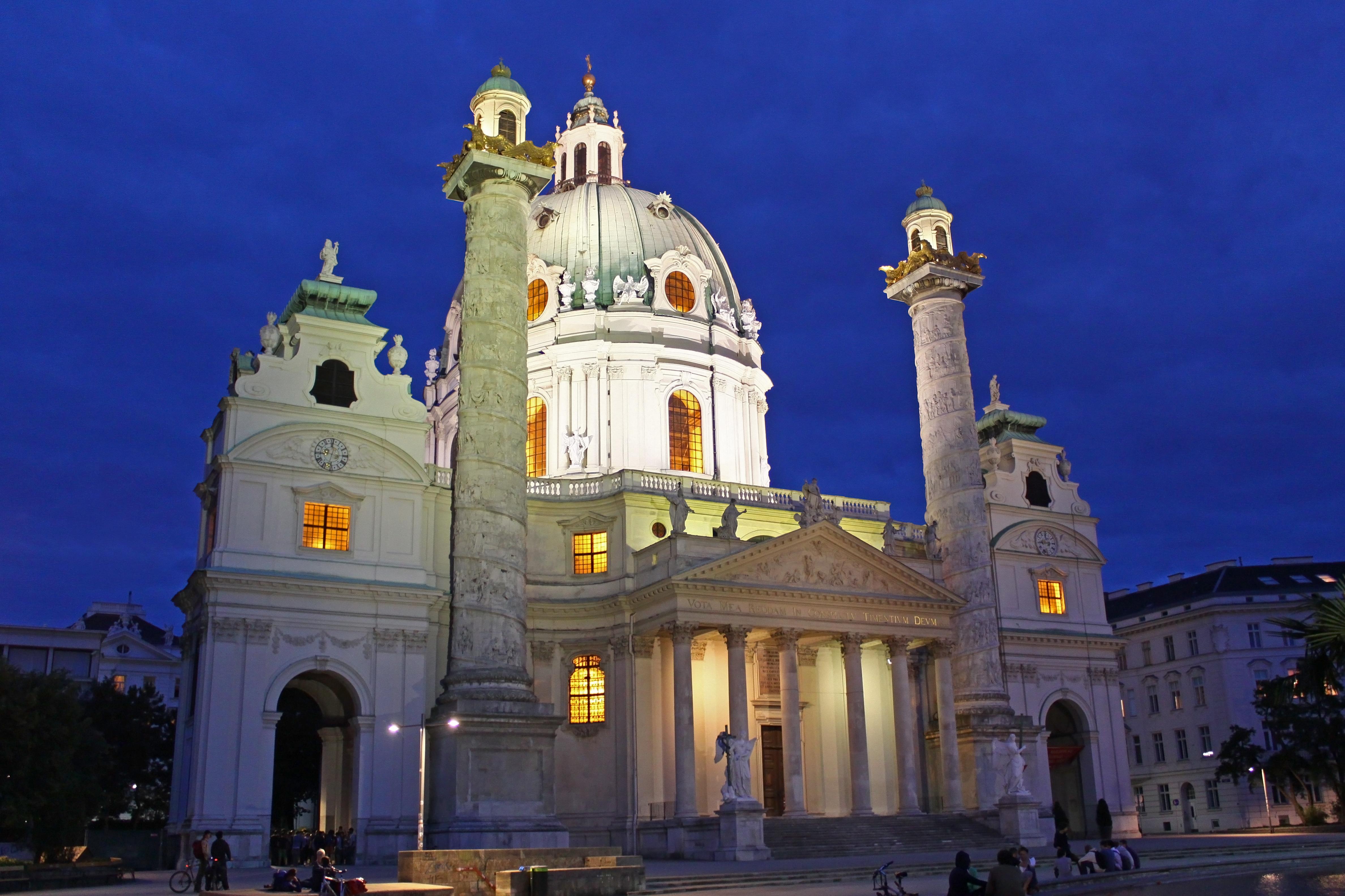 Iglesia de San Carlos Borromeo, por Pedro-Luis Cuadrado Revuelta