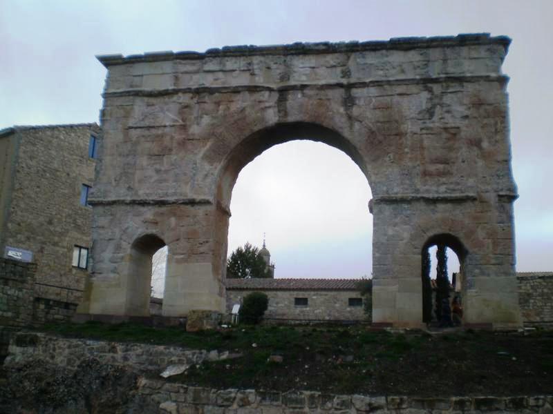 Arco romano, por El Viajero