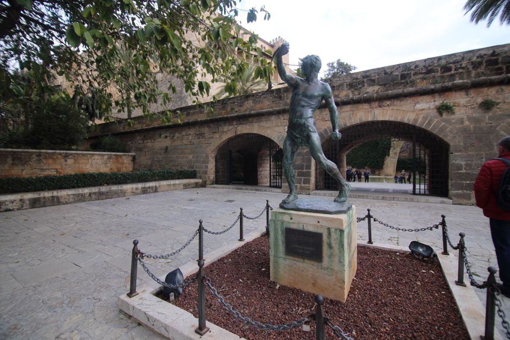 Estatua "Es Foner", por ANADEL