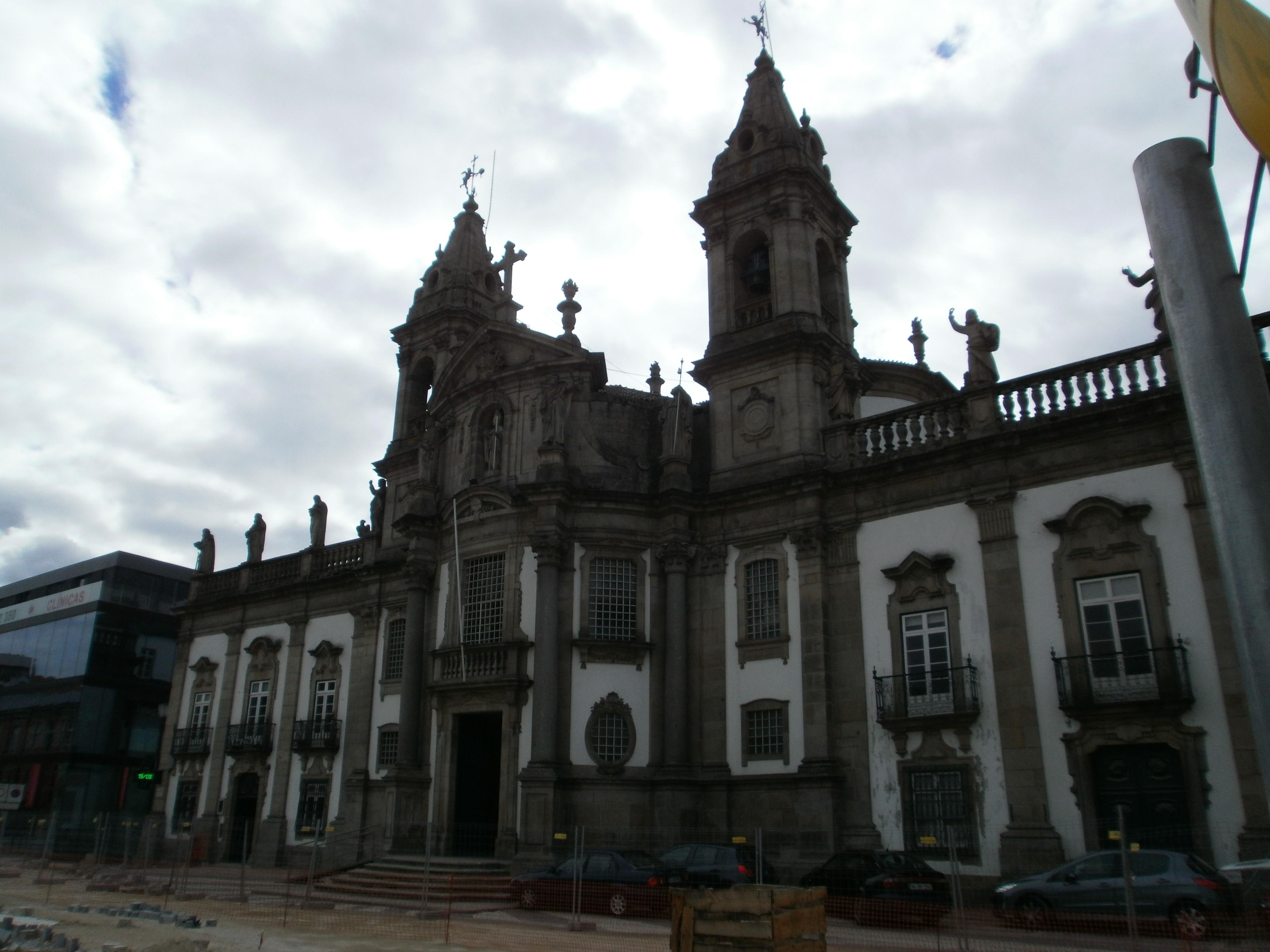 Hospital e Igreja de San Marcos, por 2 pekes viajeros 