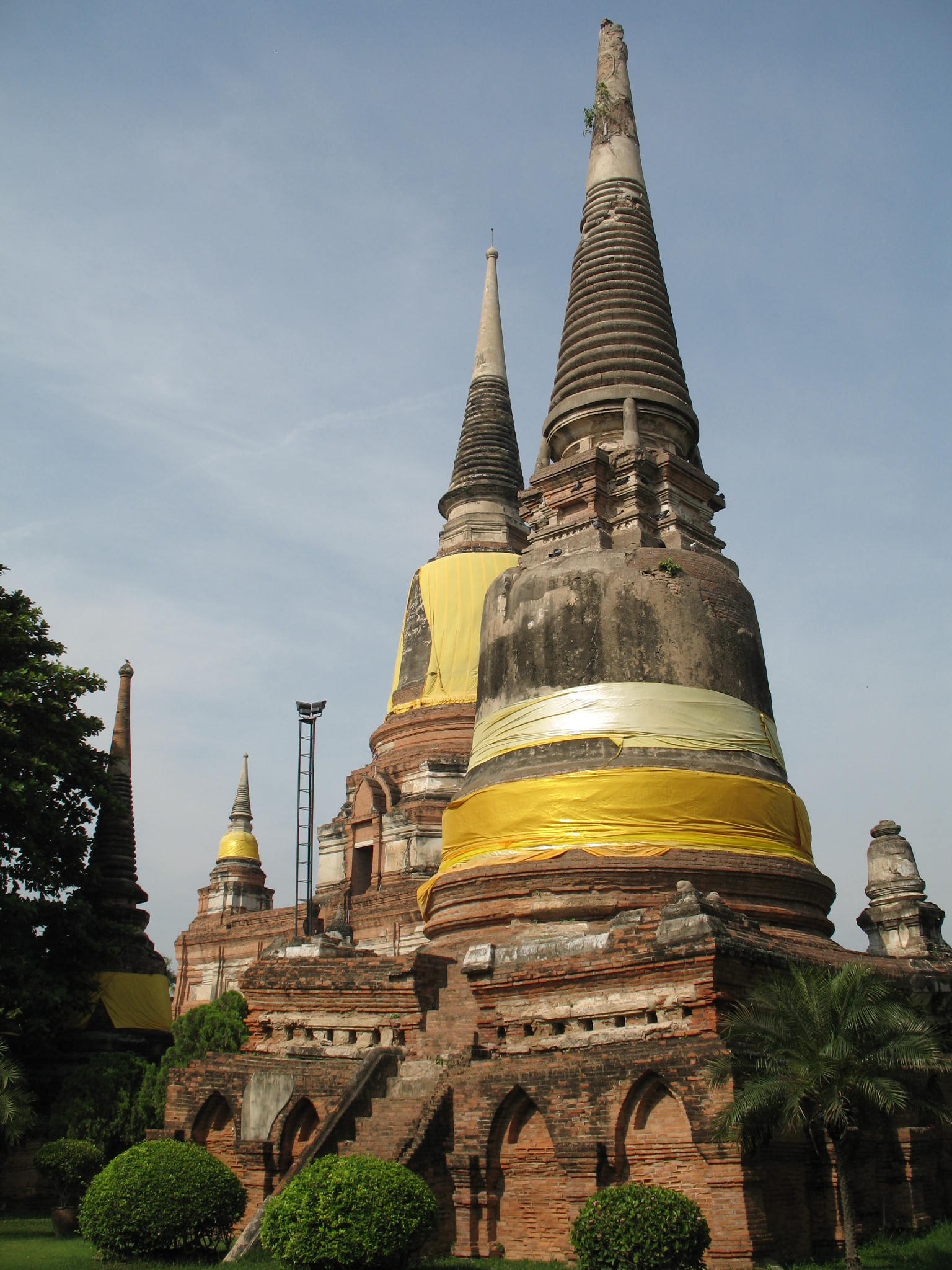 Wat Yai Chai Mongkhon, por miguel a. cartagena