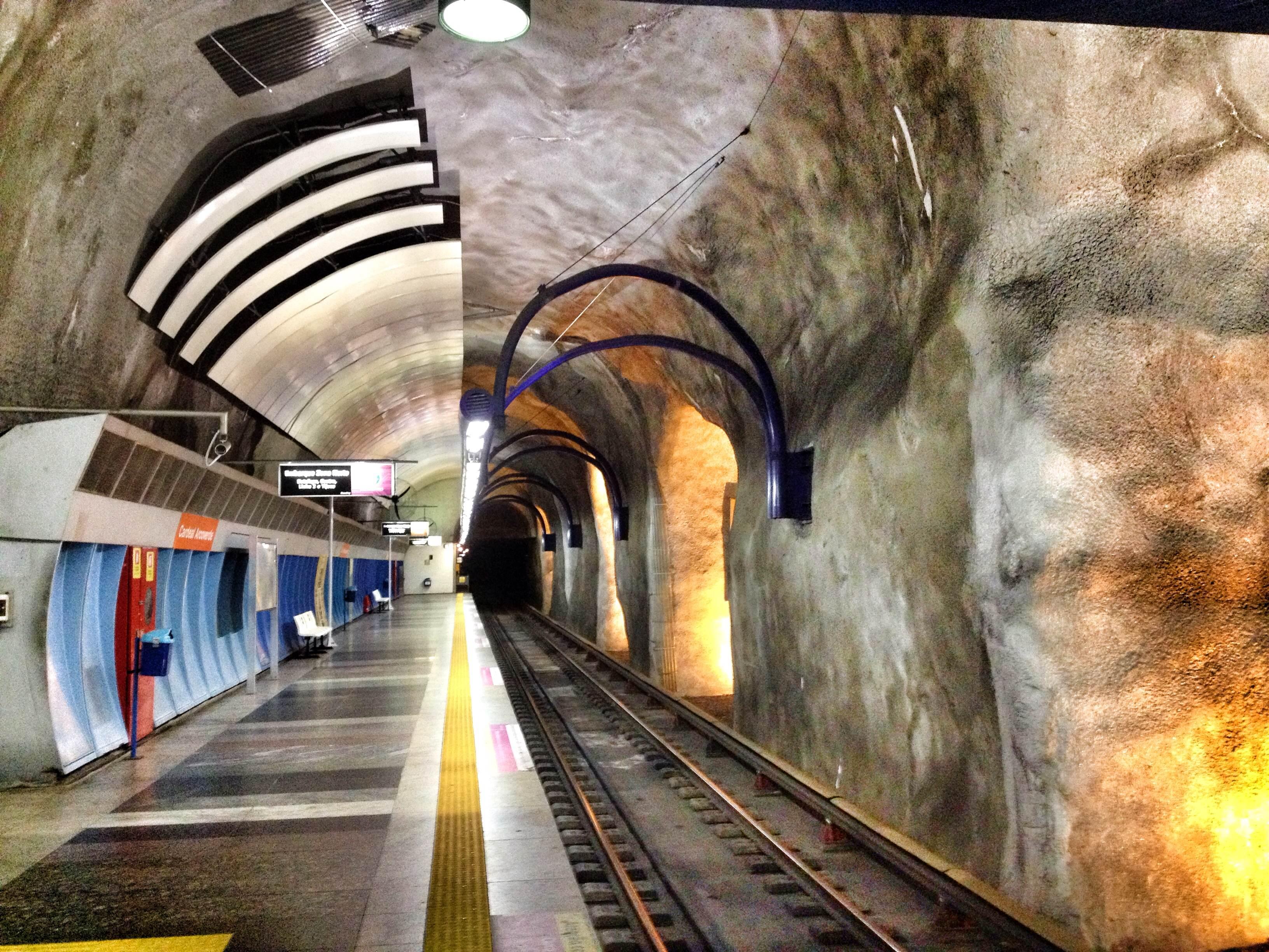 Estación de Metro Cardeal Arcoverde, por Bruno Santana