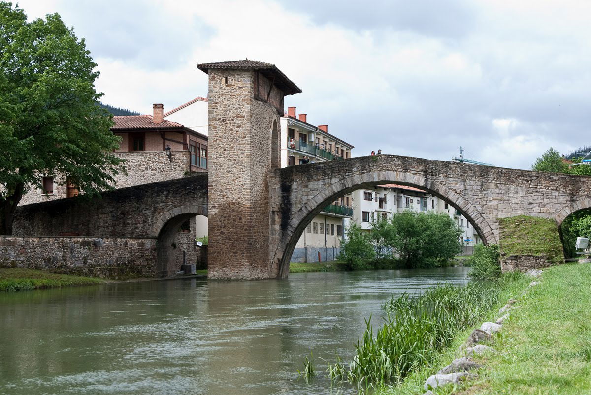 Puente Viejo Balmaseda, por montesdehierro