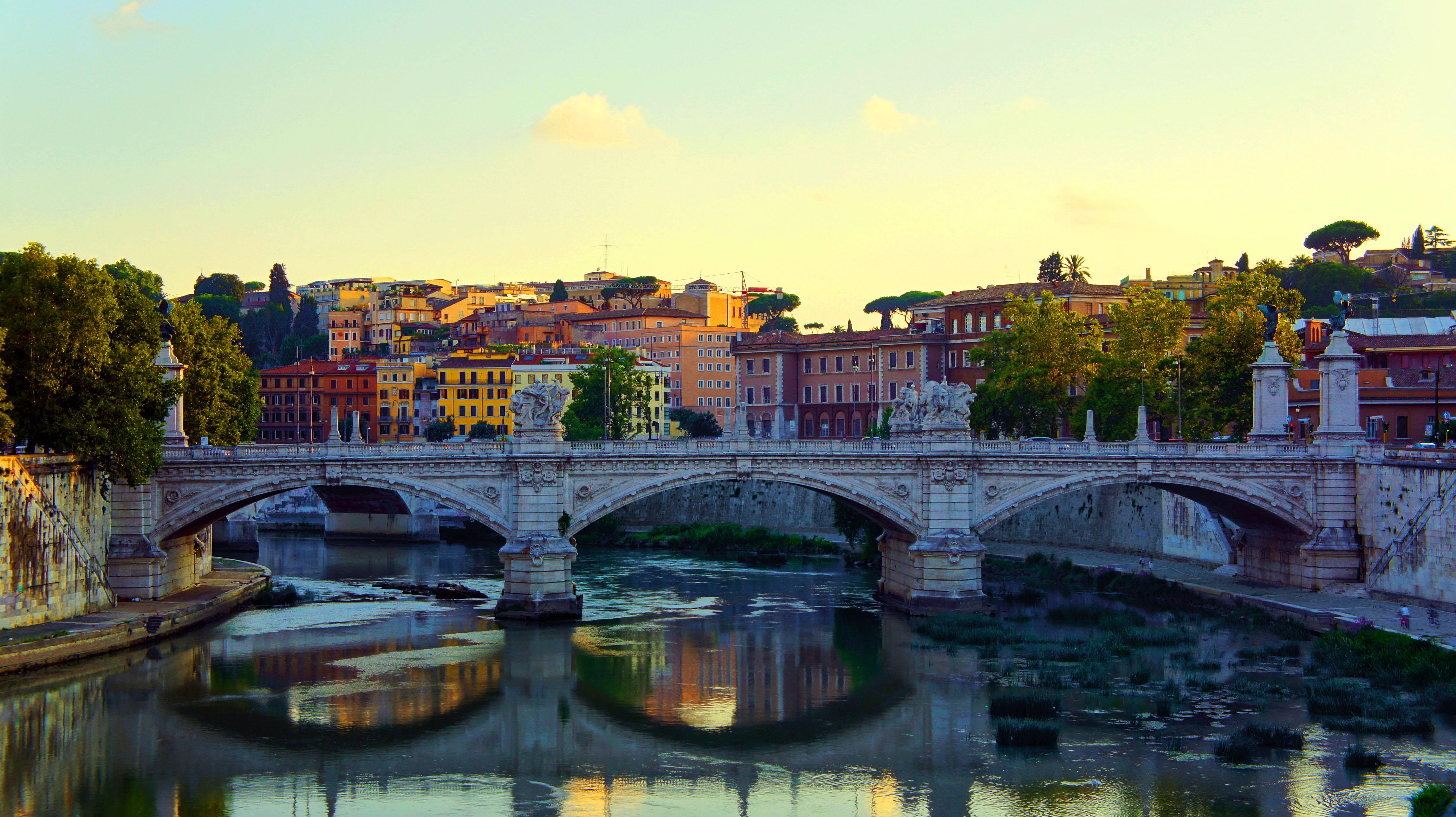 Puente Sant'Angelo, por Manuel Núñez Salinas
