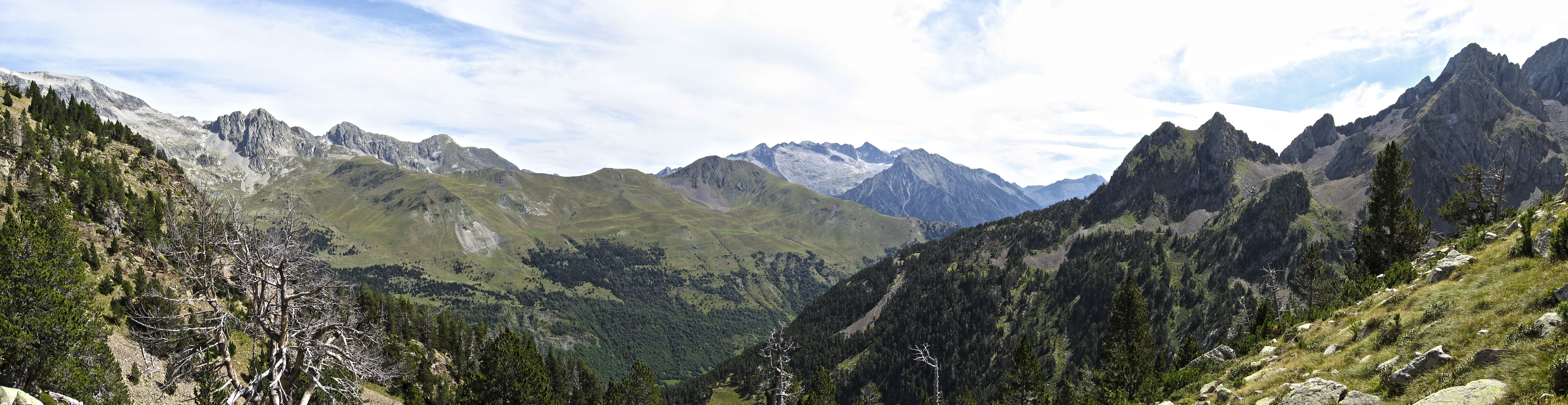 Ibón Gran Batisielles (Parque Natural de Posets-Maladeta), por César Sieso Otal
