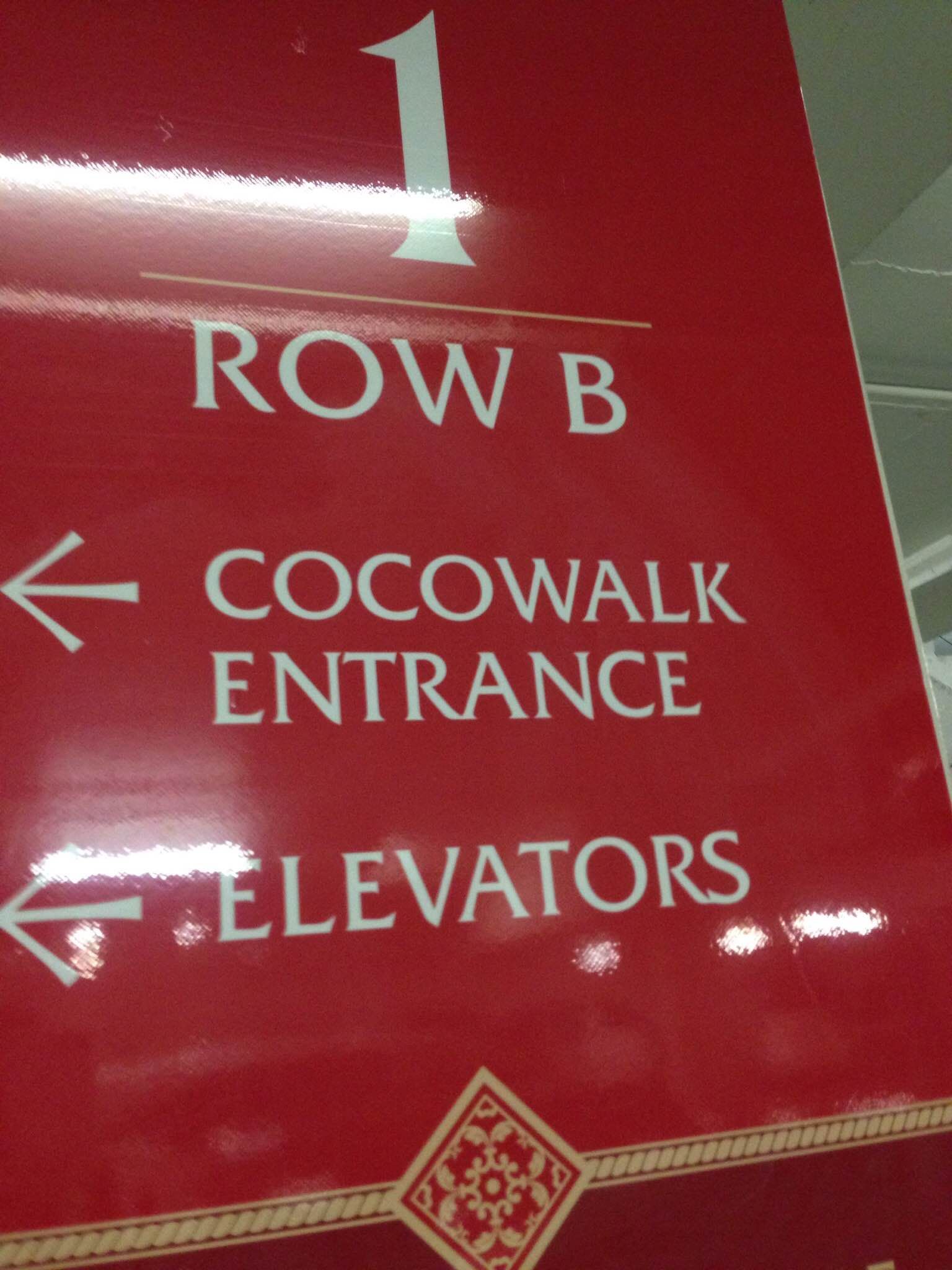 CocoWalk, por lydia