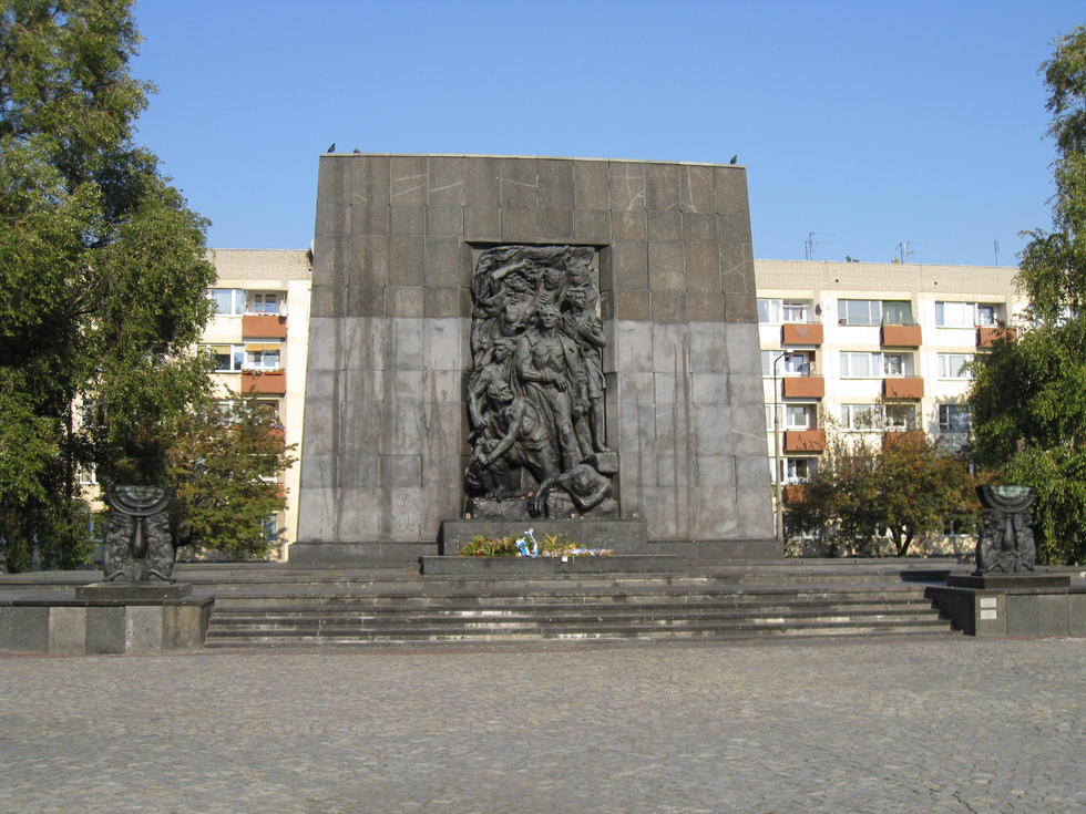 Monumento a los Heroes del Gueto, por Las sandalias de Ulises
