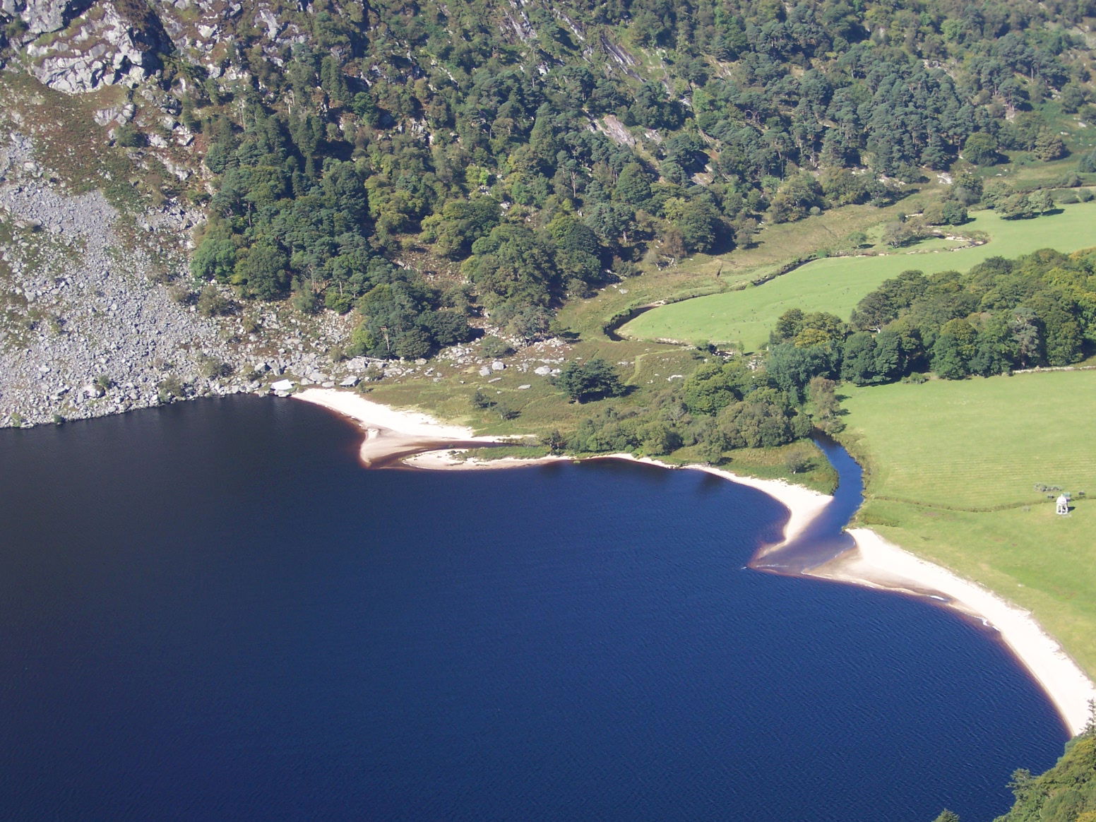 Lago Guinness, por WillyFog