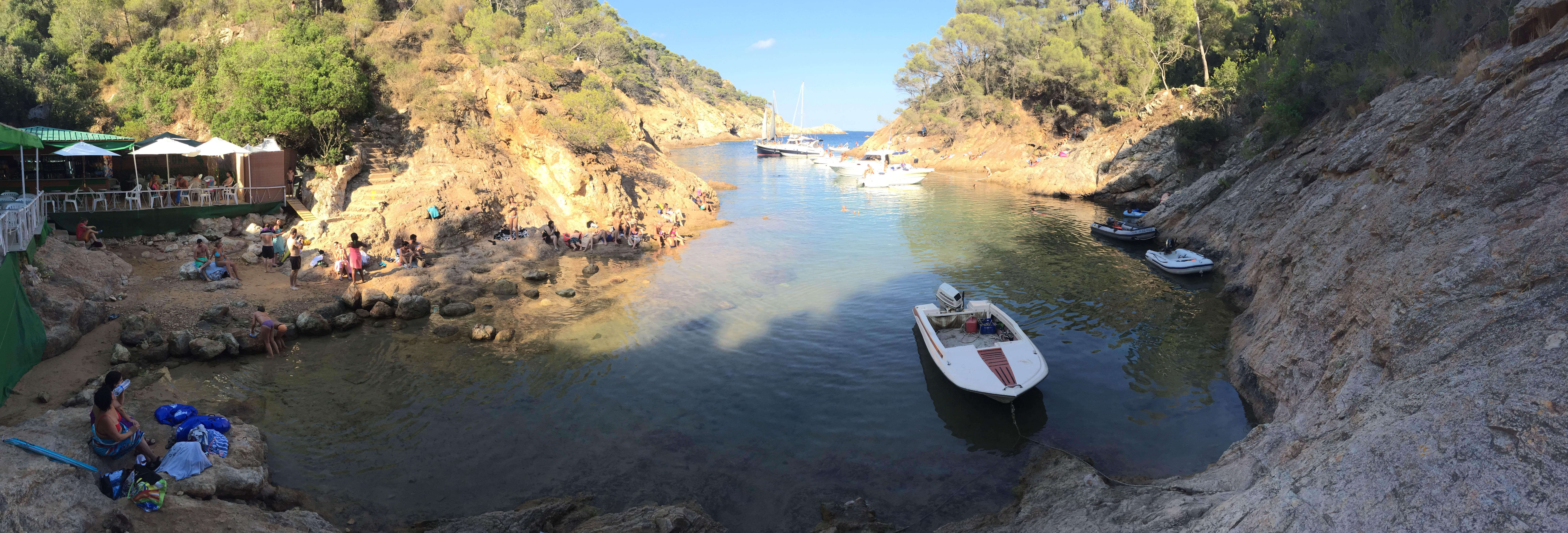 Calas en Tossa de Mar que te robarán el aliento y el corazón