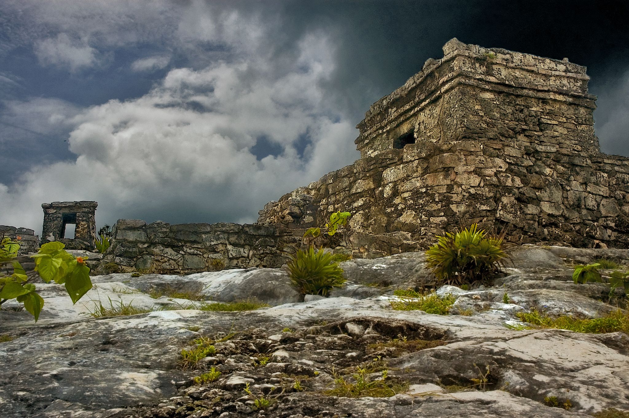 El castillo de Zamá, por Alfonso Navarro Táppero