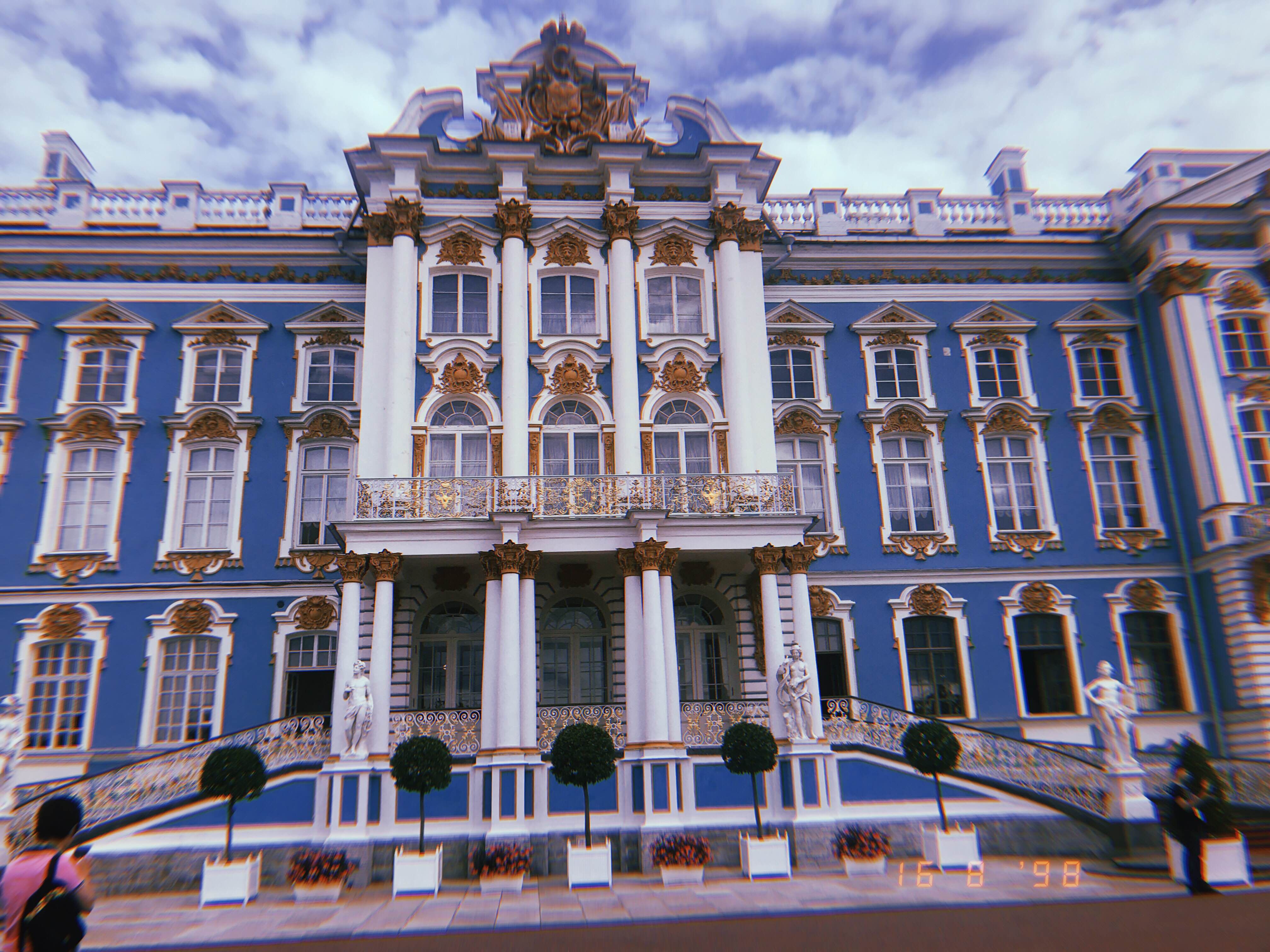 Palacio de Catalina, por Vanessa Semperlotti