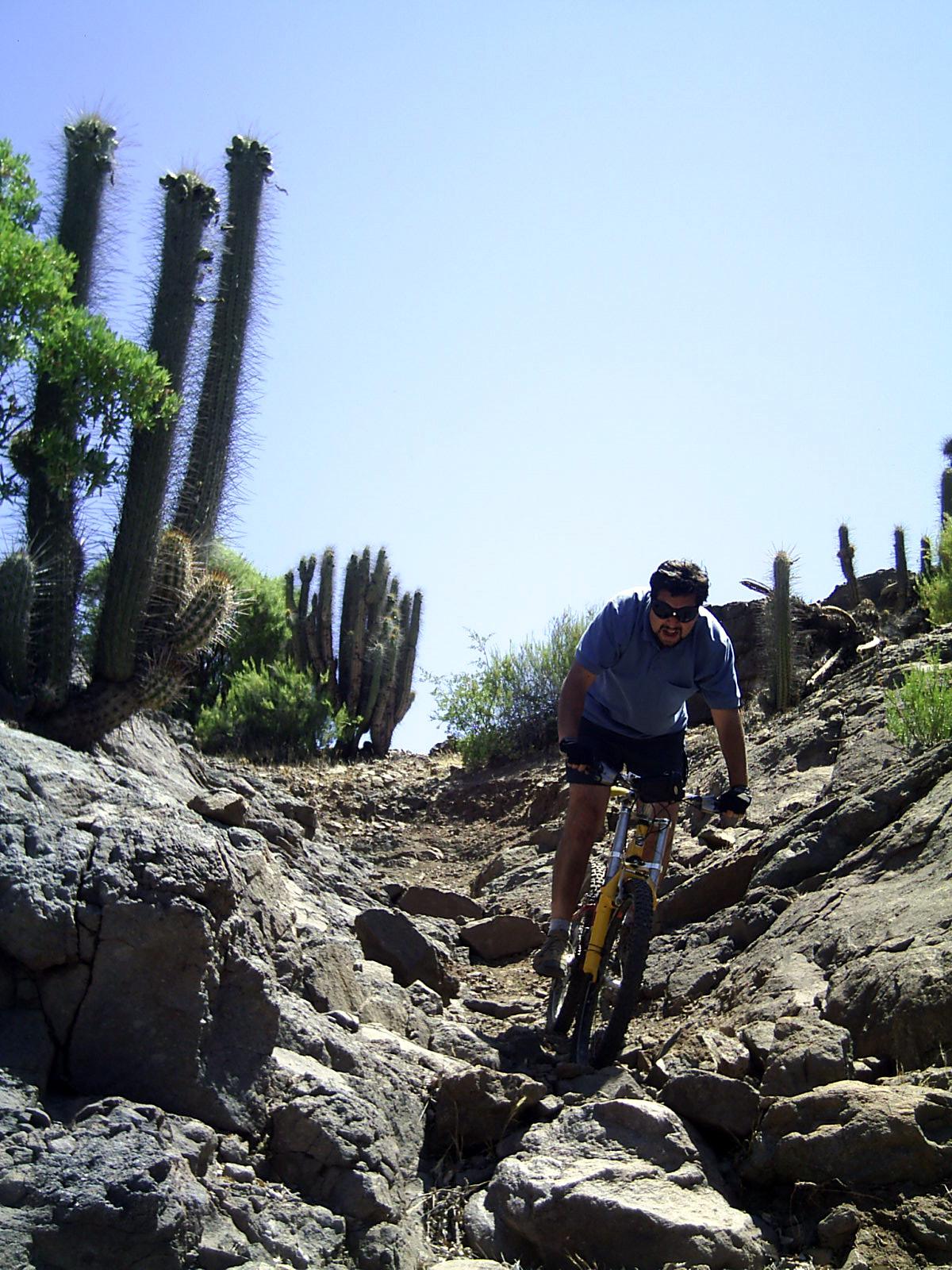 DownHill en Río Hurtado, por Tribi Lin