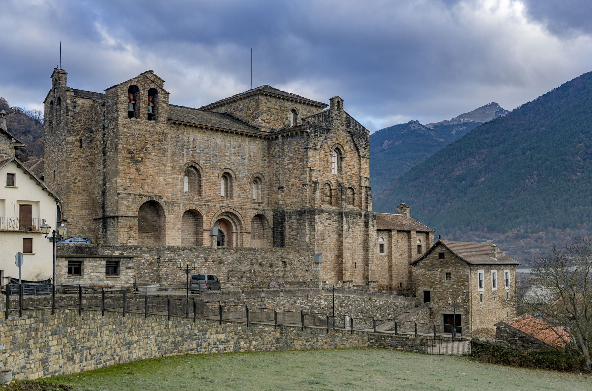 Monasterio de San Pedro de Siresa, por Ignacio Izquierdo