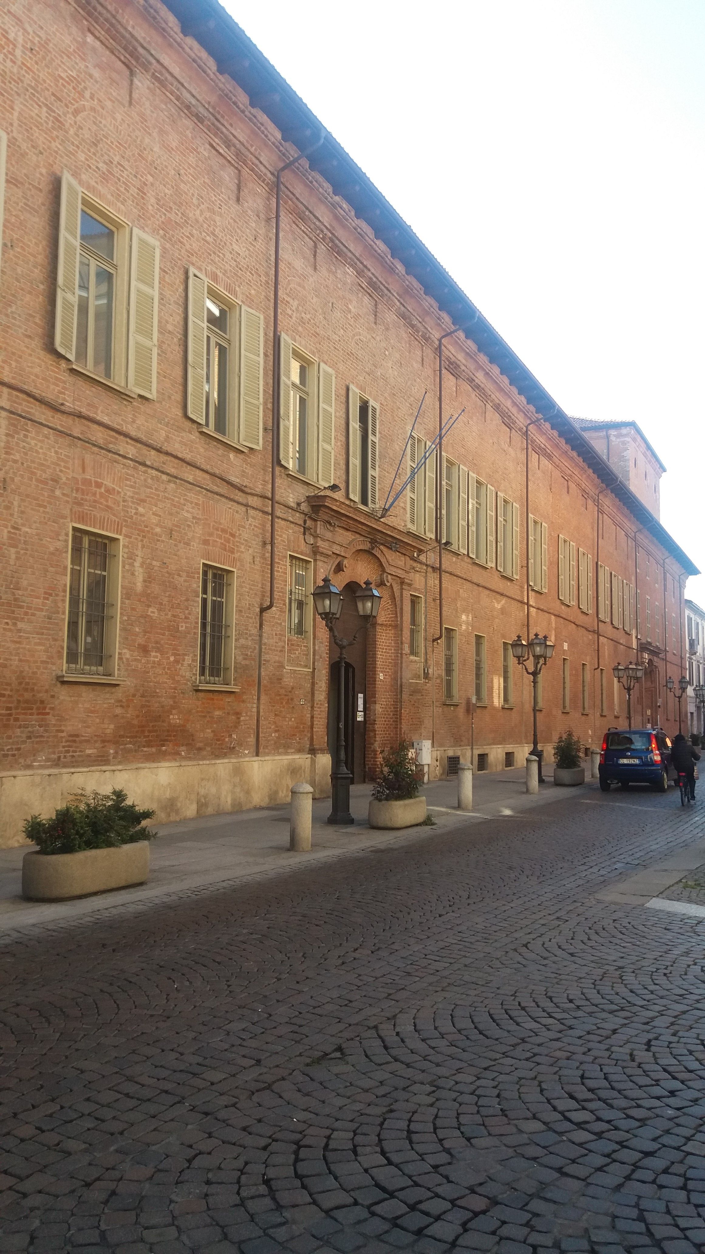 Palazzo Guasco, por emanuele ruggerone