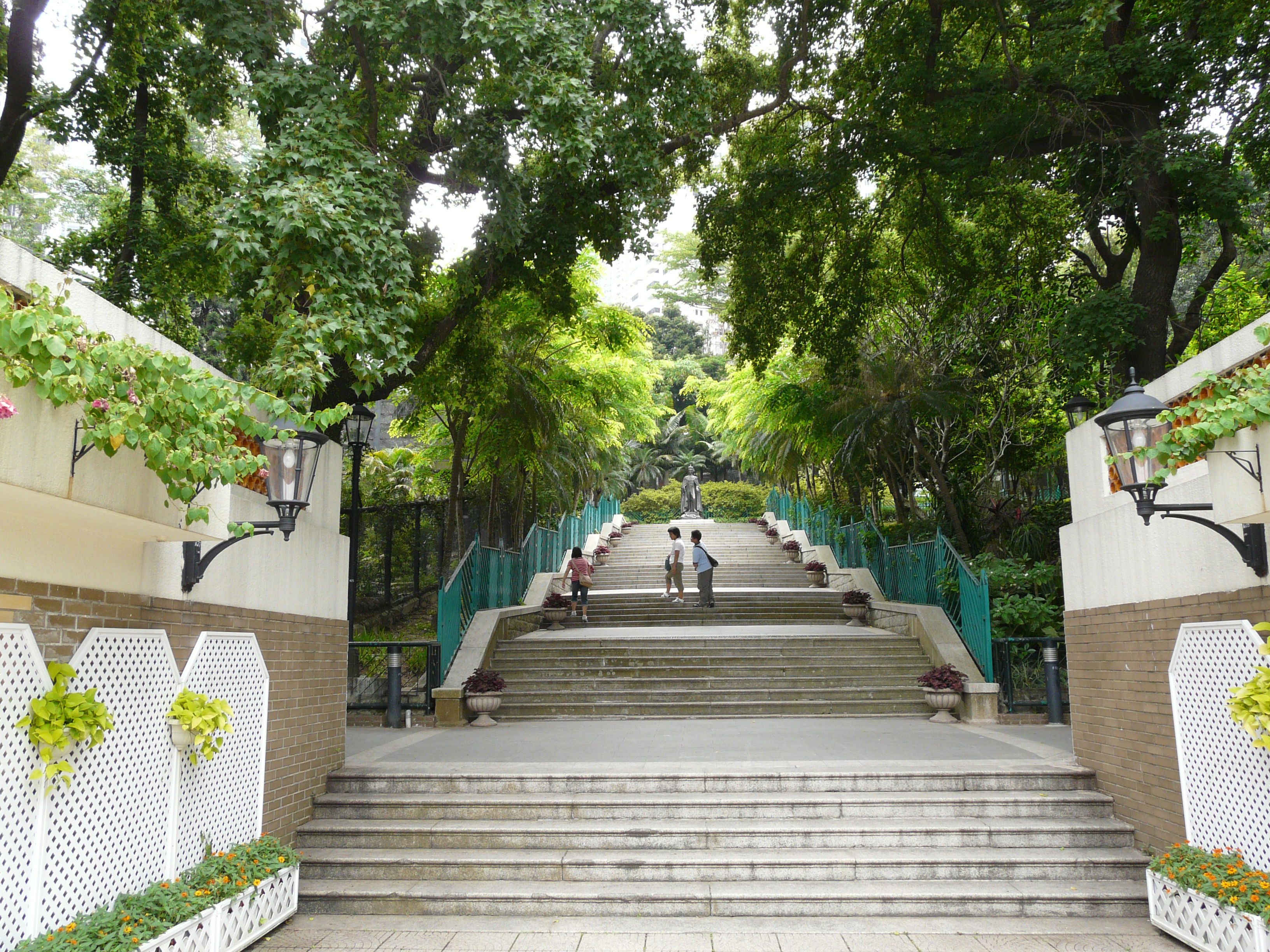 Jardín Botánico y Zoo, por Pedro Jareño