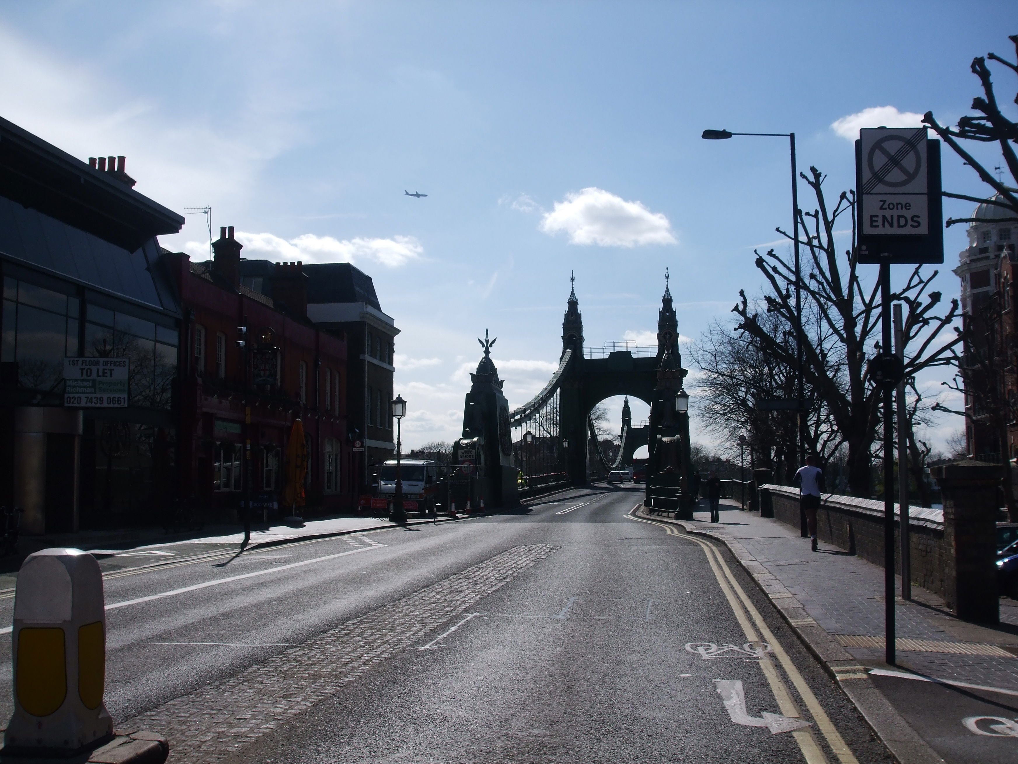 El Puente de Hammersmith, por su mapamundi
