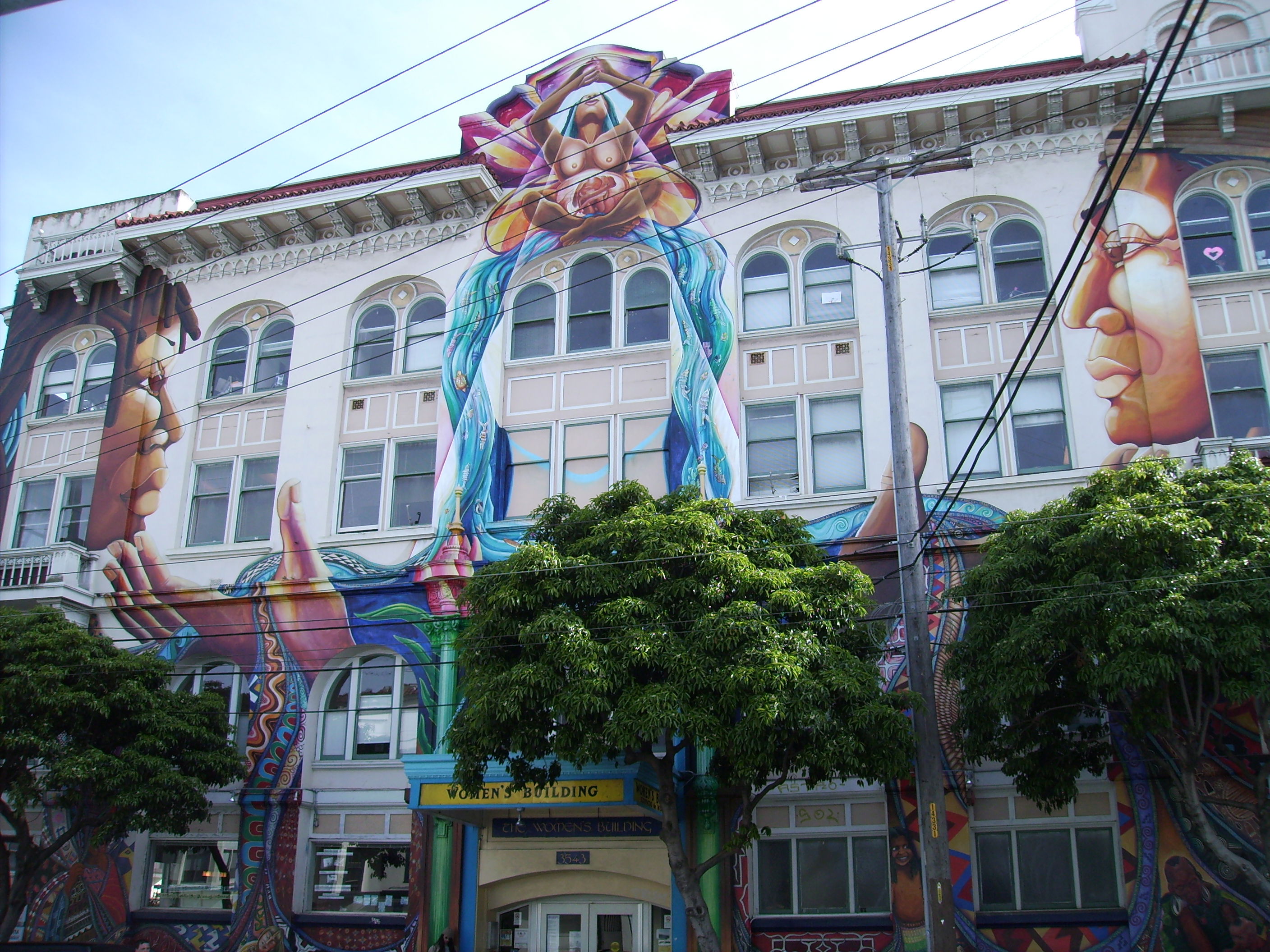 Edificio de Mujeres, por caradura