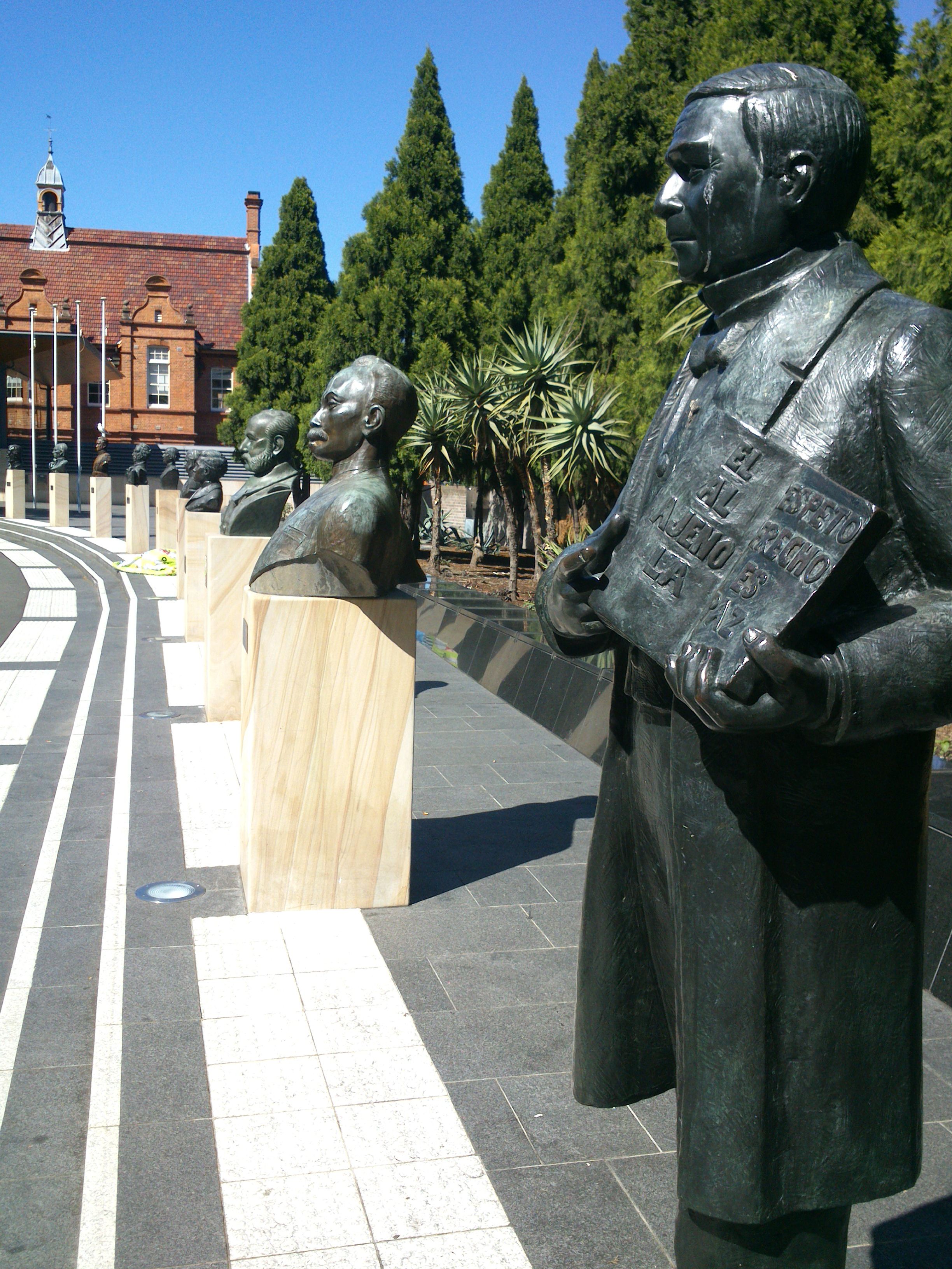 Plaza iberoamericana, por desdemisalturas.com