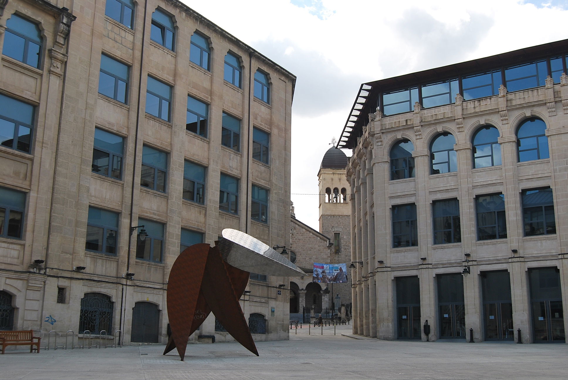 Plaça Ferrándiz i Carbonell, por Pau García Solbes