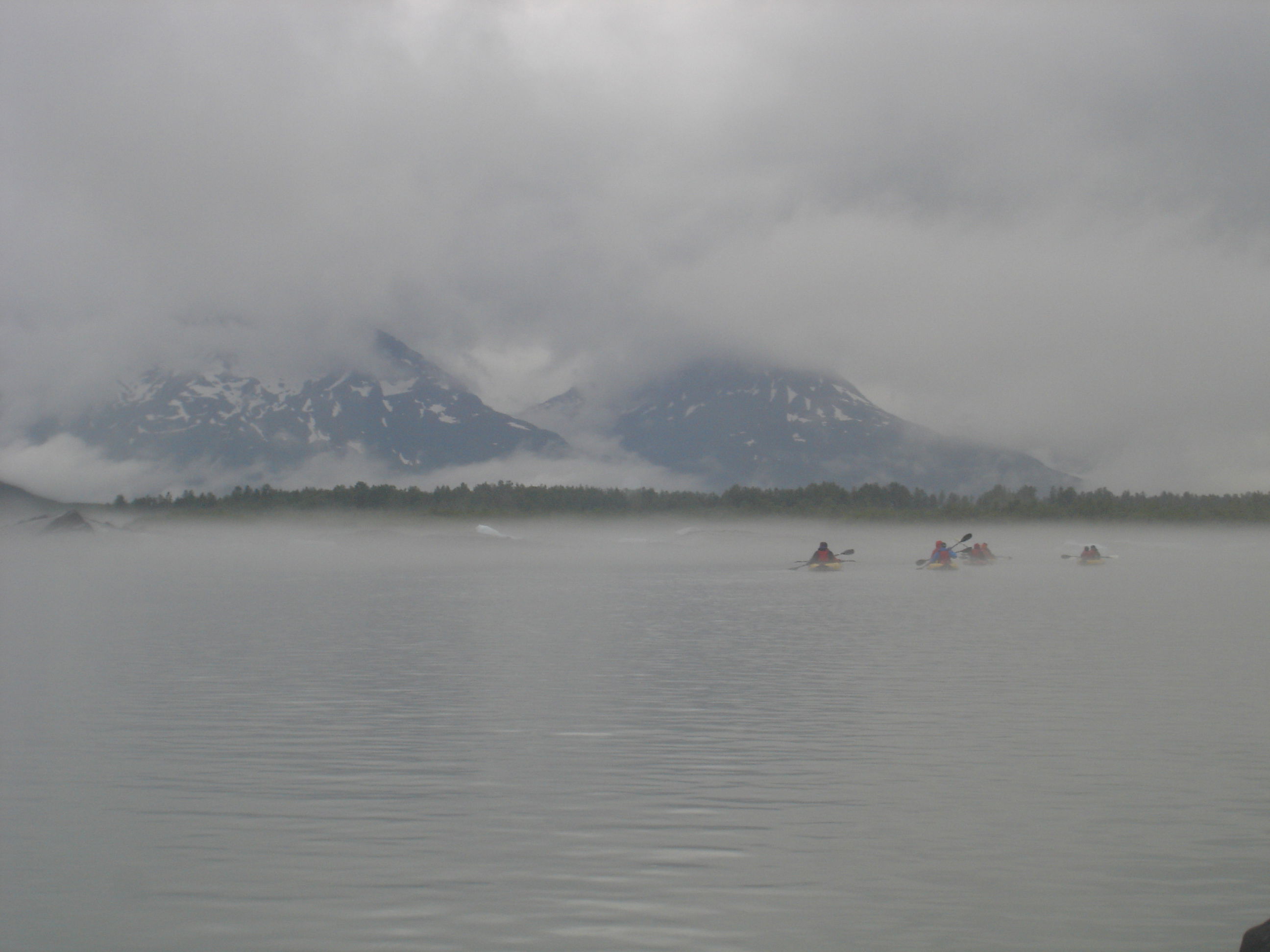 Lagos en Alaska, un paraíso de belleza natural y calma serena