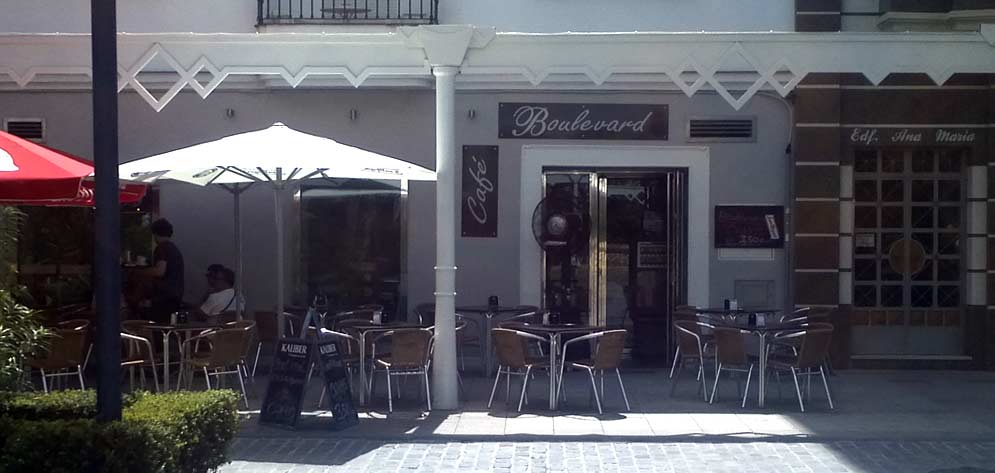 Boulevard Bar de copas, por Marilo Marb