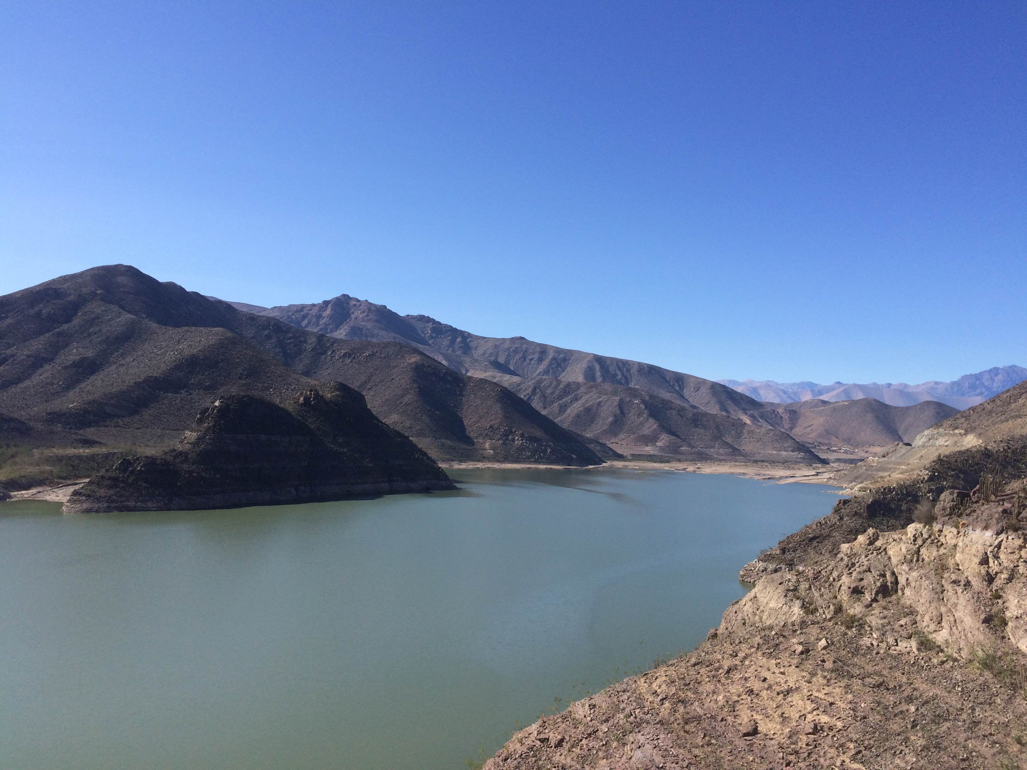 Embalse Puclaro, por Nicolette Vargas