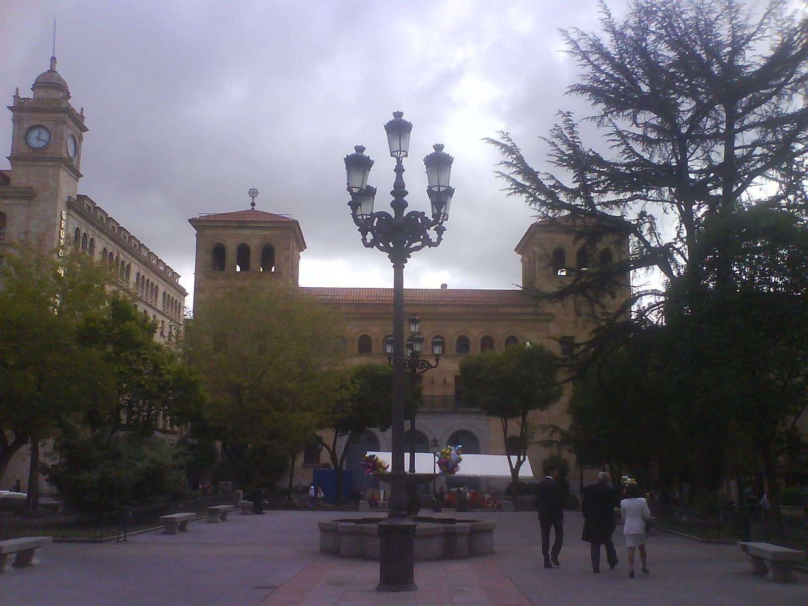 Plaza de los Bandos, por mmozamiz
