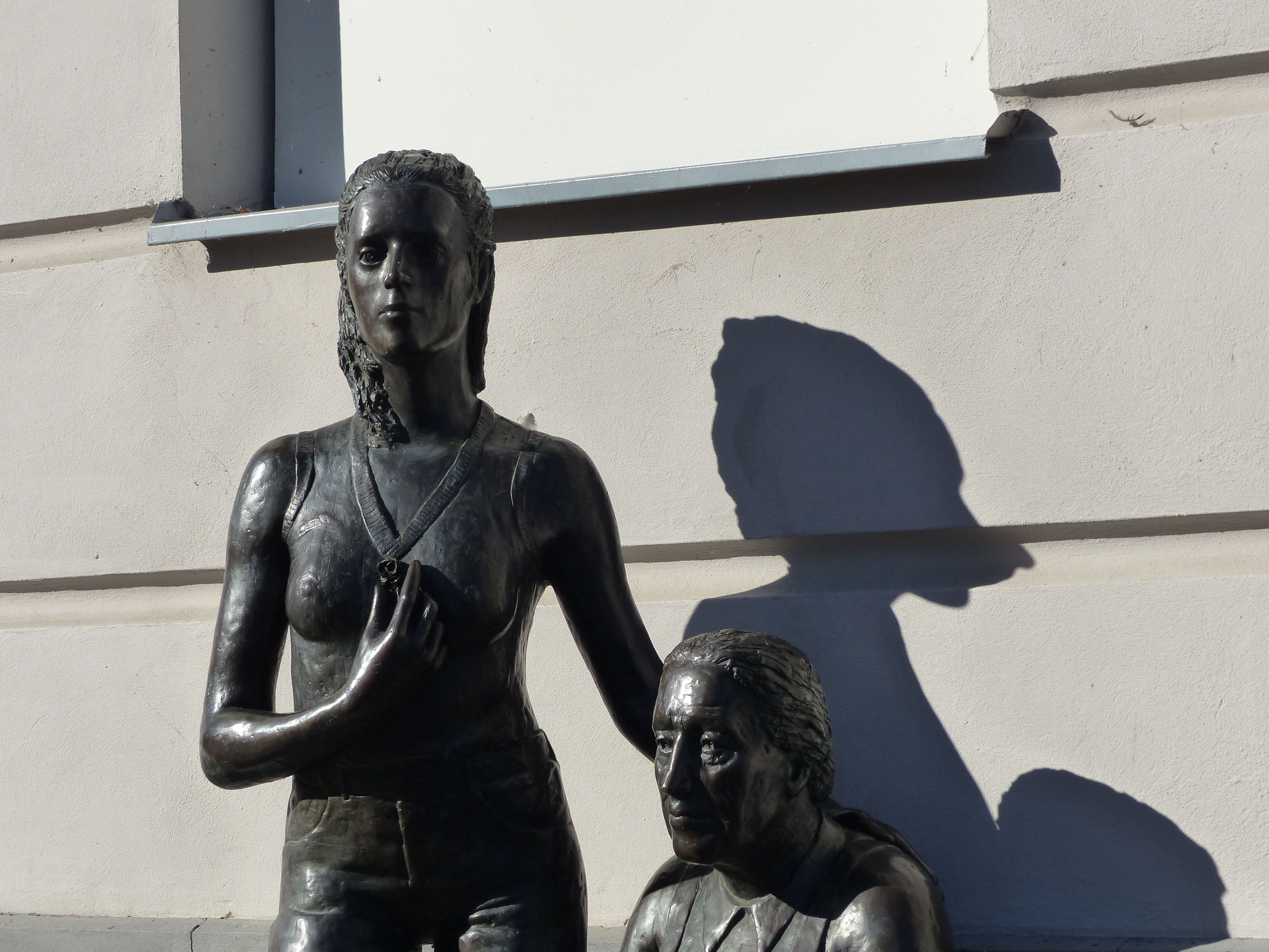 Estatua Mujeres del campo, por Xipo Enelmundoperdido