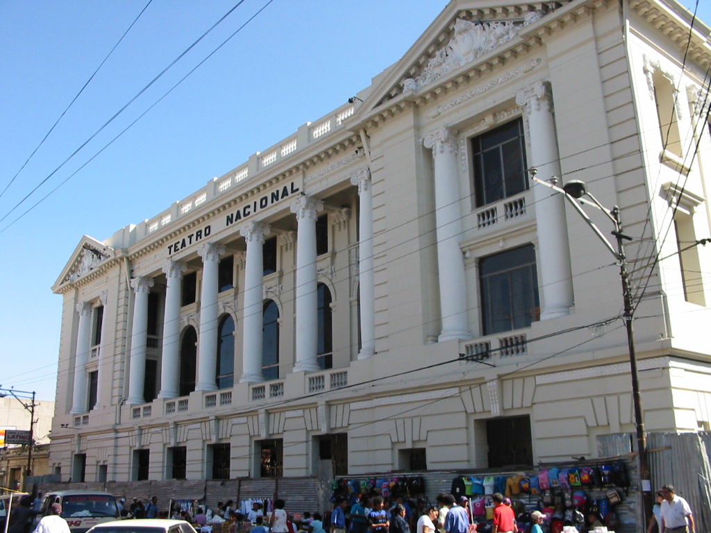 Teatro Nacional, por lamaga