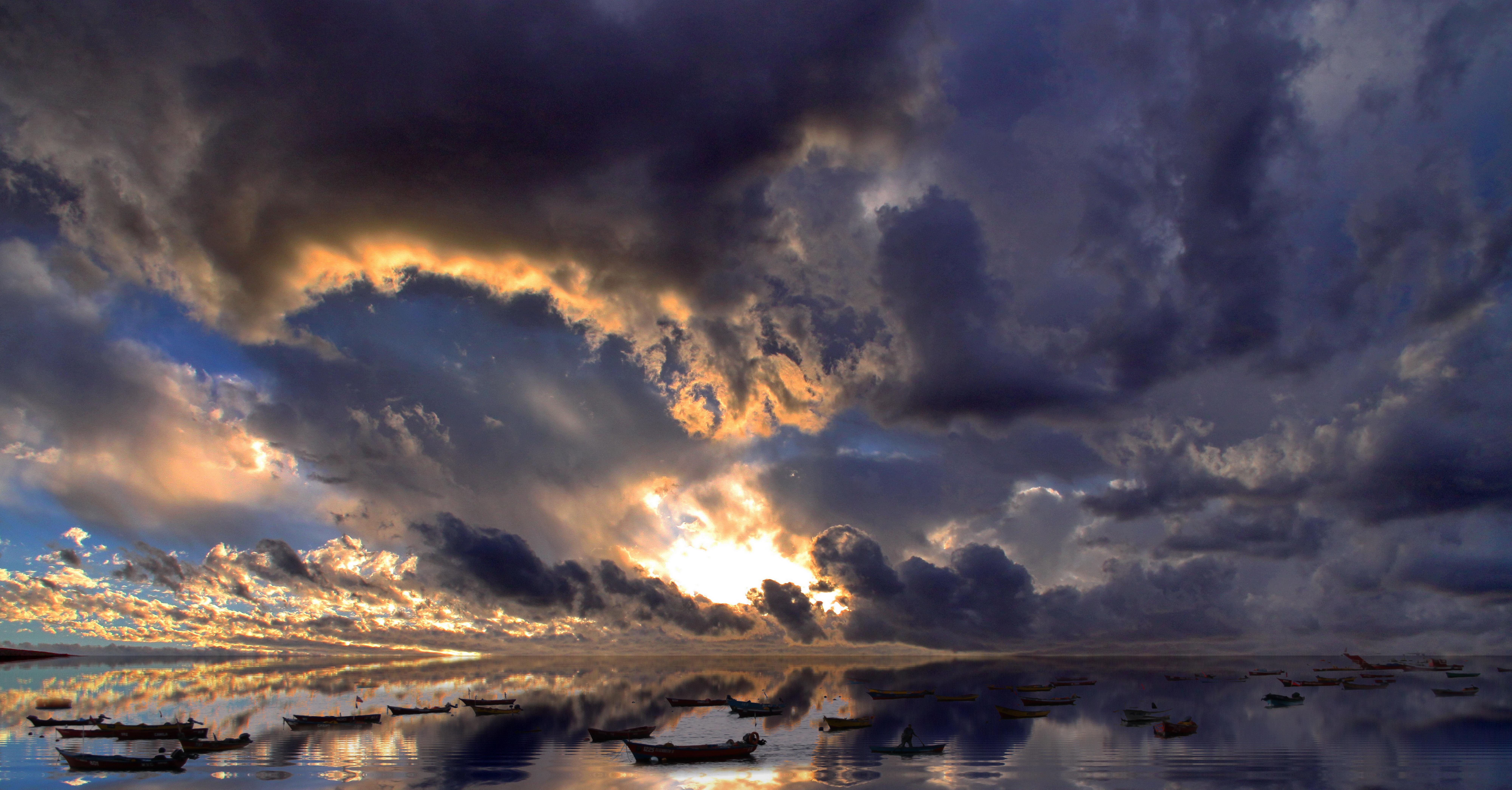 Caleta Coloso, por ALBERTO NADGAR ROJAS