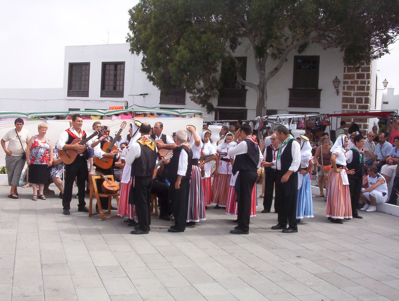 Mercadillo de Teguise, por Lonifasiko
