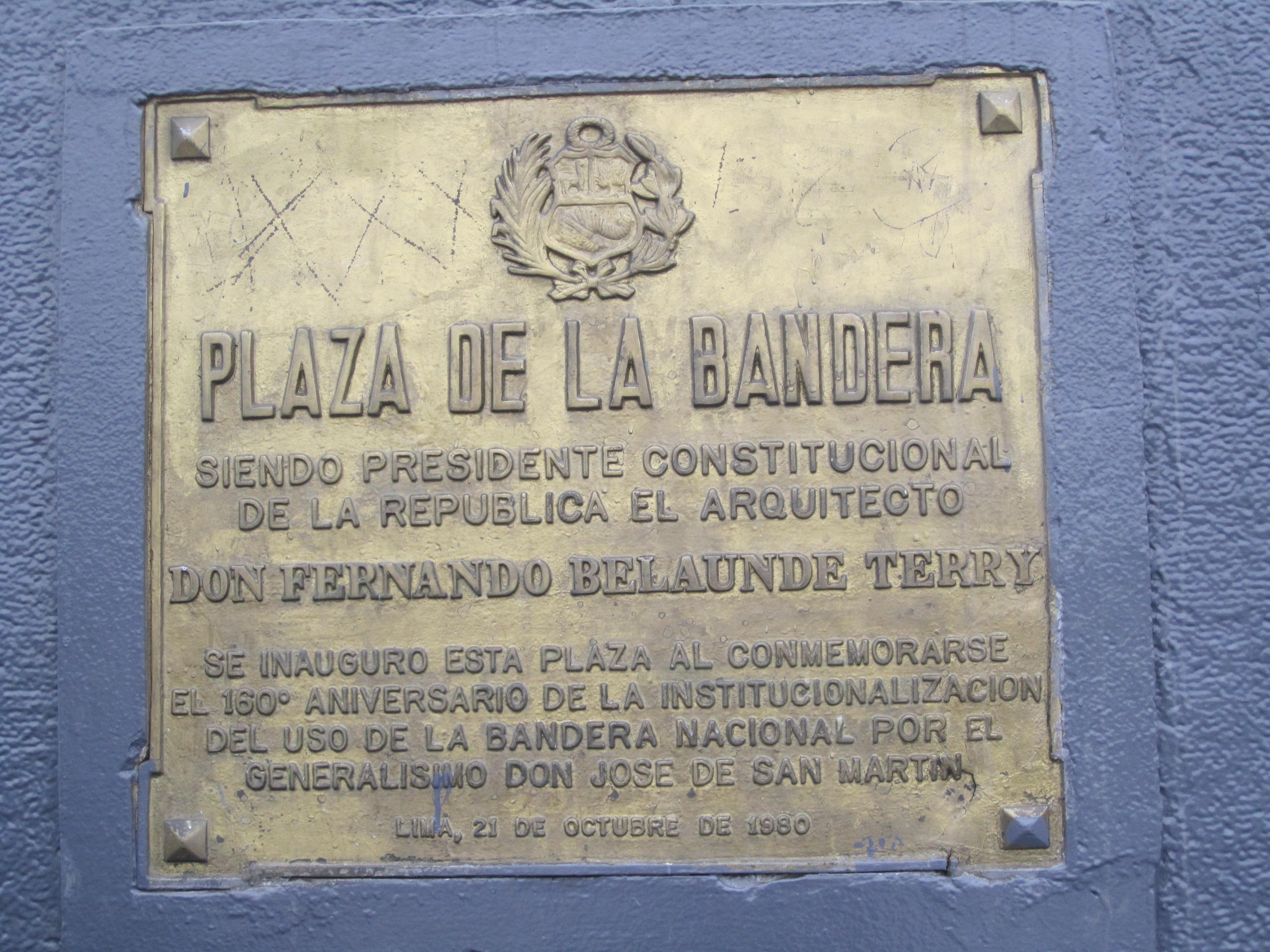 Plaza de la Bandera, por Patricia Paz
