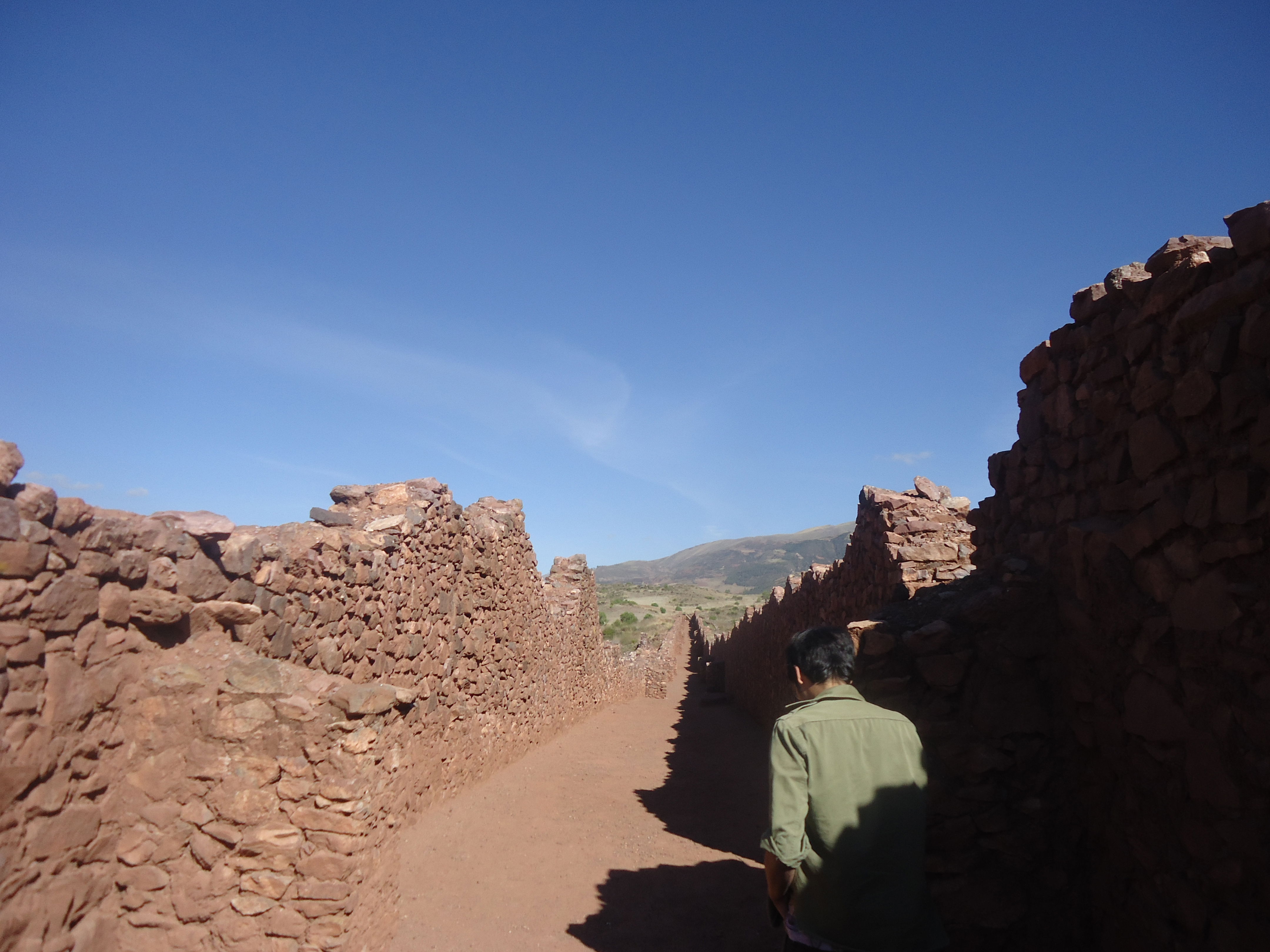 Piquillacta, por Descortinando horizontes
