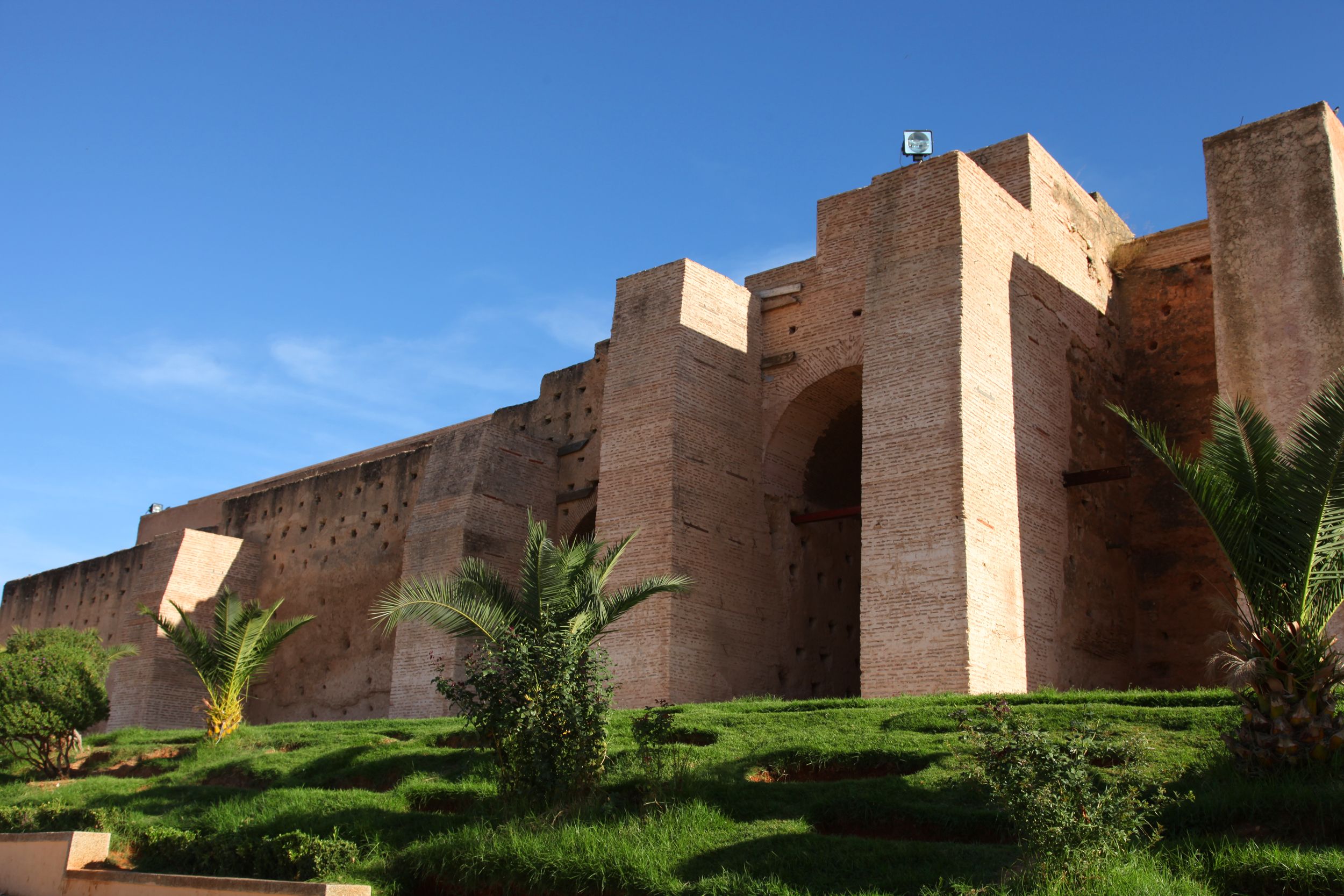 Monumentos Históricos en Mequínez: Un viaje por su legado cultural