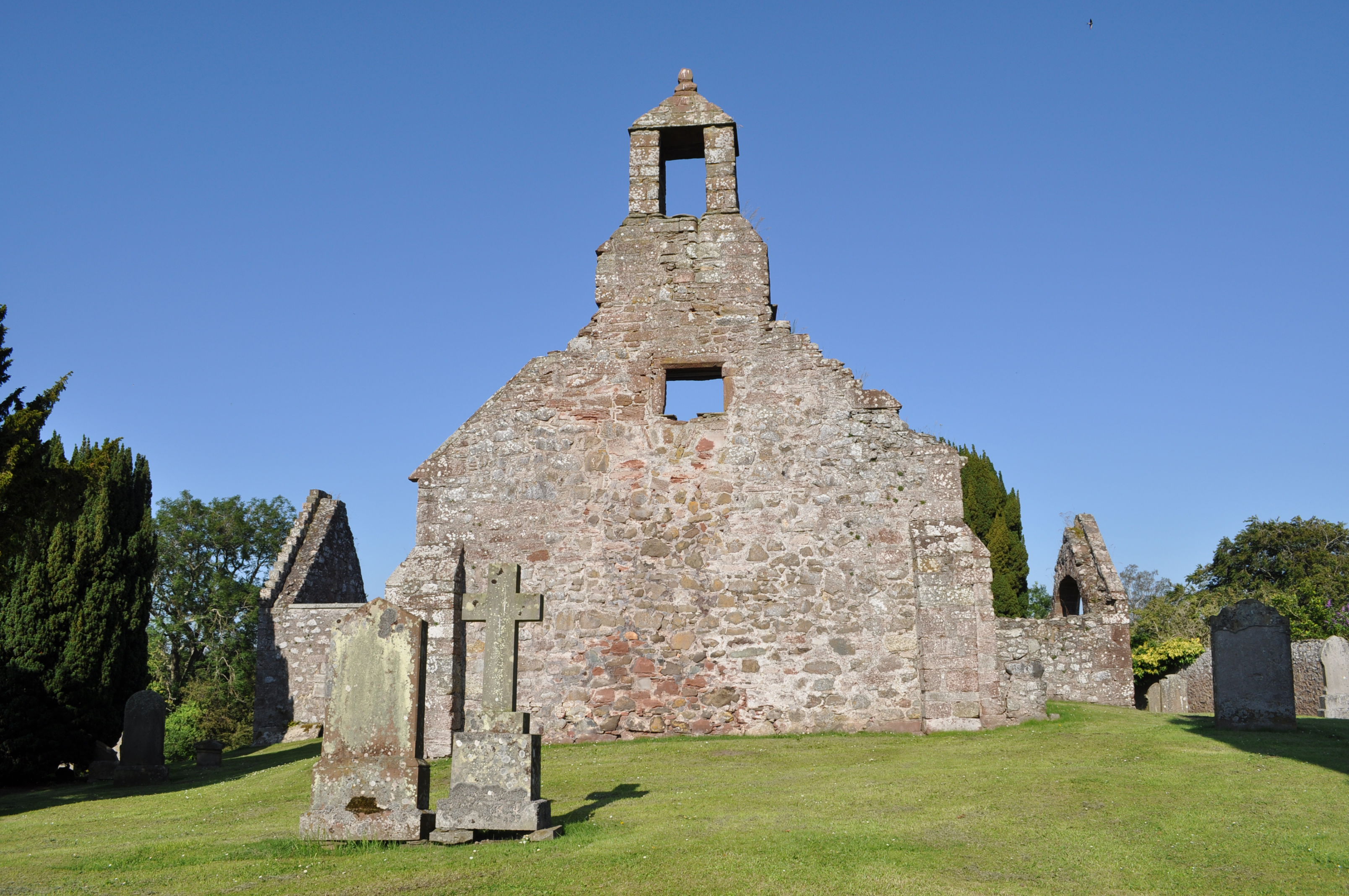 Abadía de Lindores e Iglesia de Abdey, por eXplorador Escocés