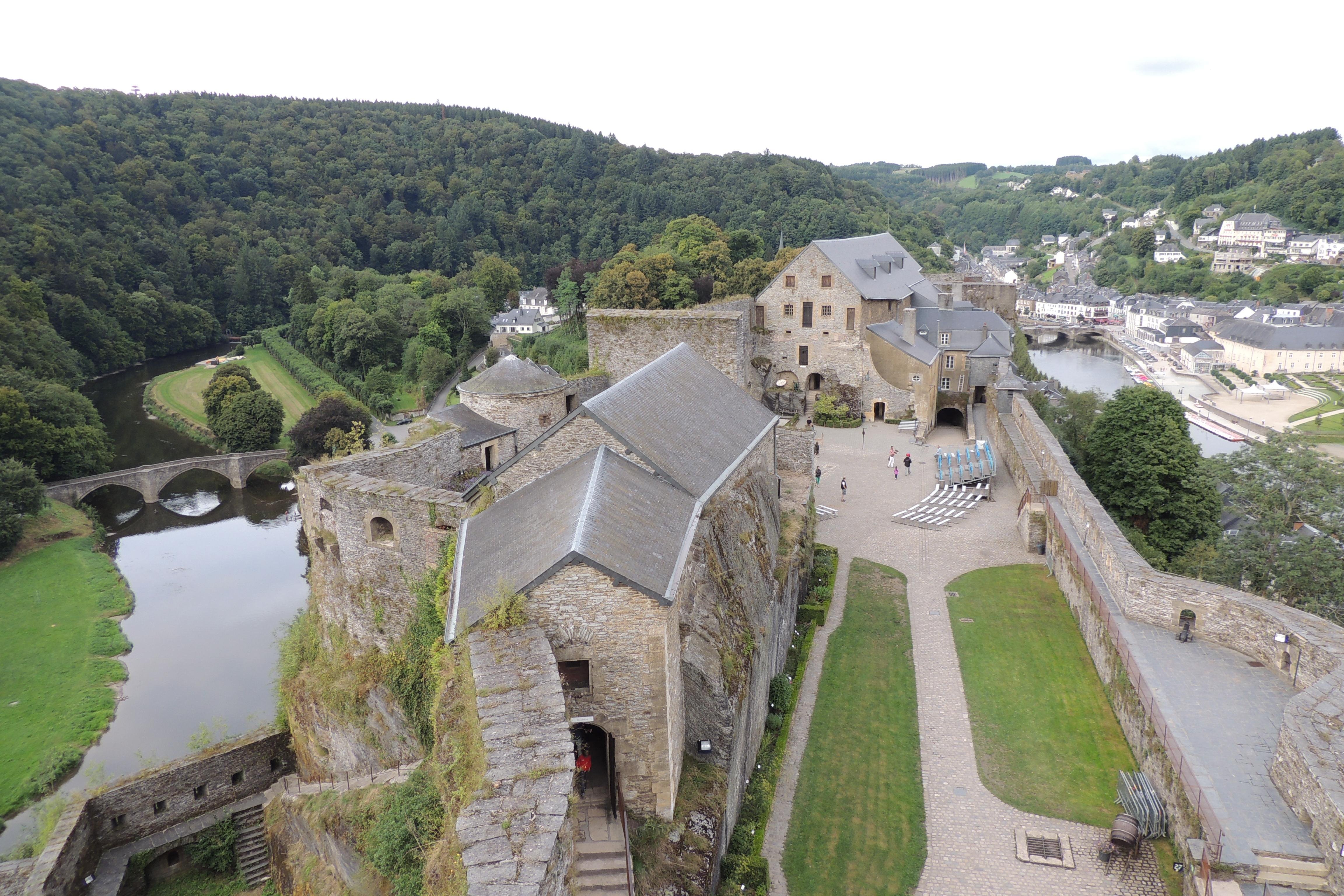Découvrir Château de Bouillon - Tourisme en Ardenne