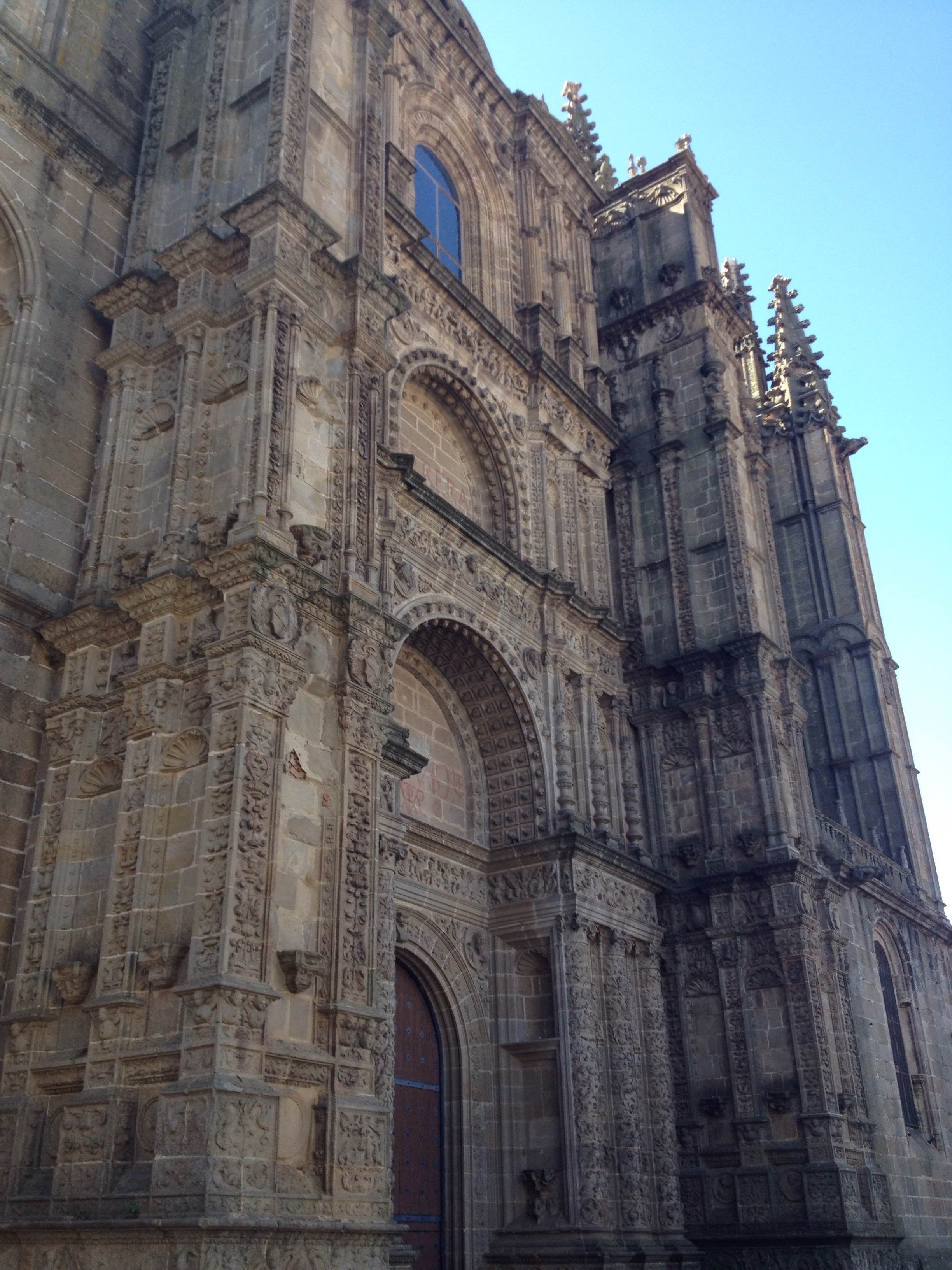 Descubre la historia y el encanto de los palacios en Cáceres