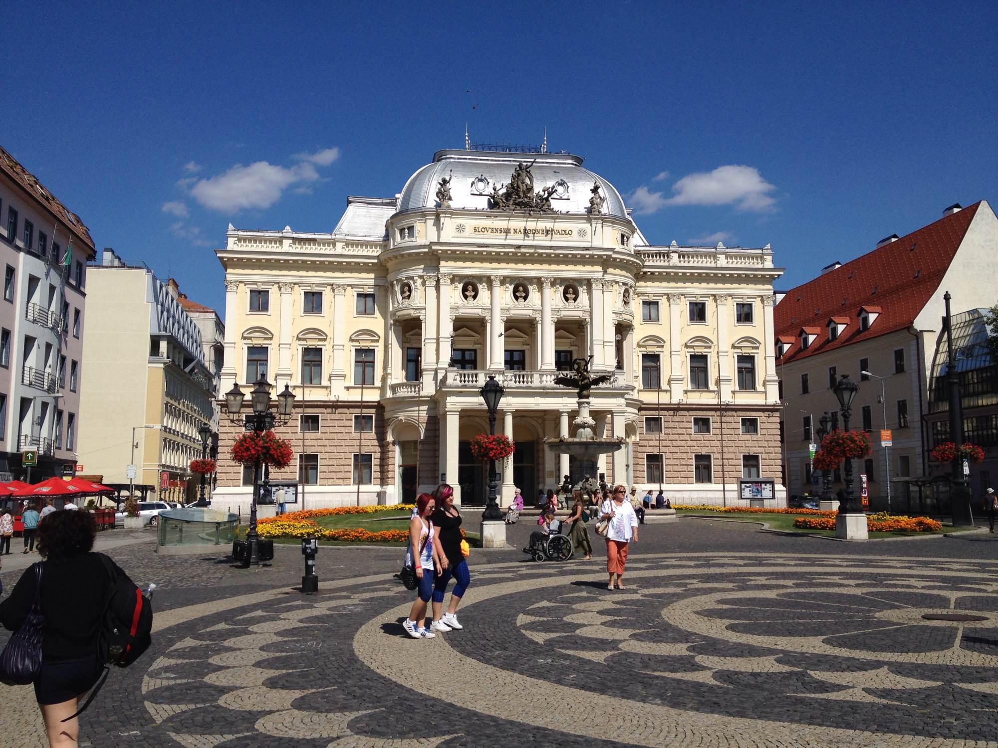 Plaza Hviezdoslav, por vanessa williams