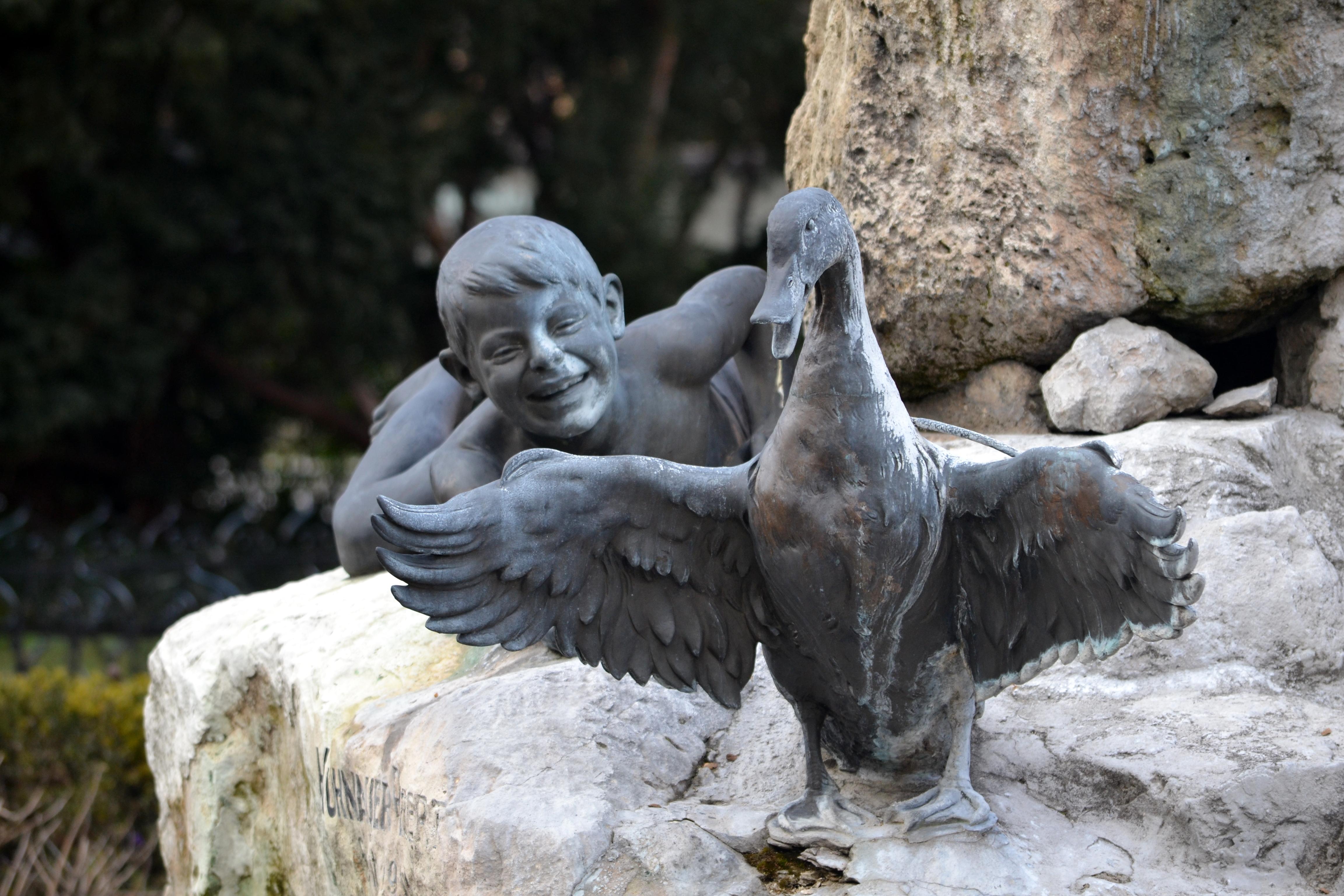 Estatuas en Bratislava que cuentan historias y sorprenden al viajero