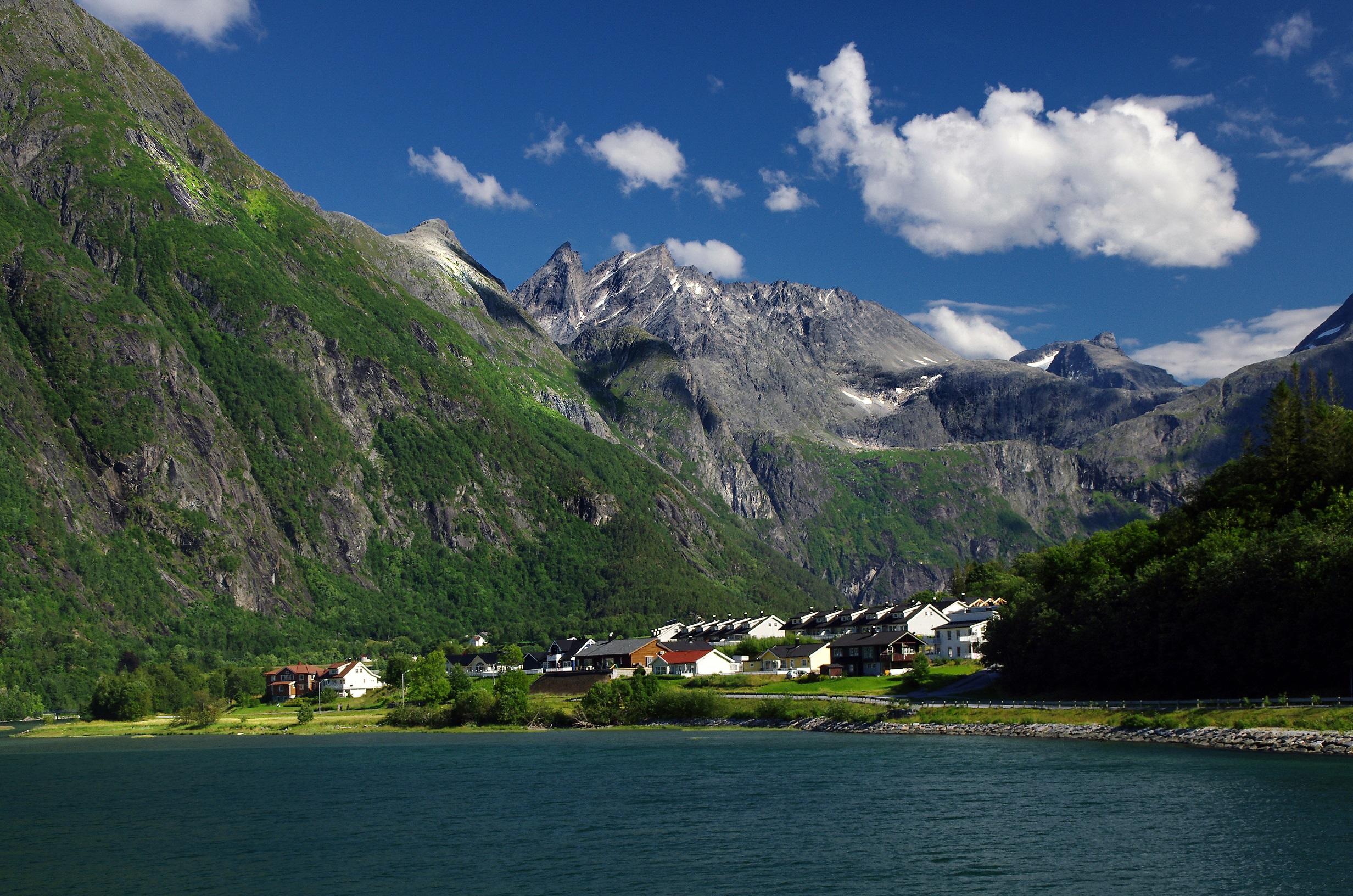 Rio Rauma (Åndalsnes), por Grégoire Sieuw