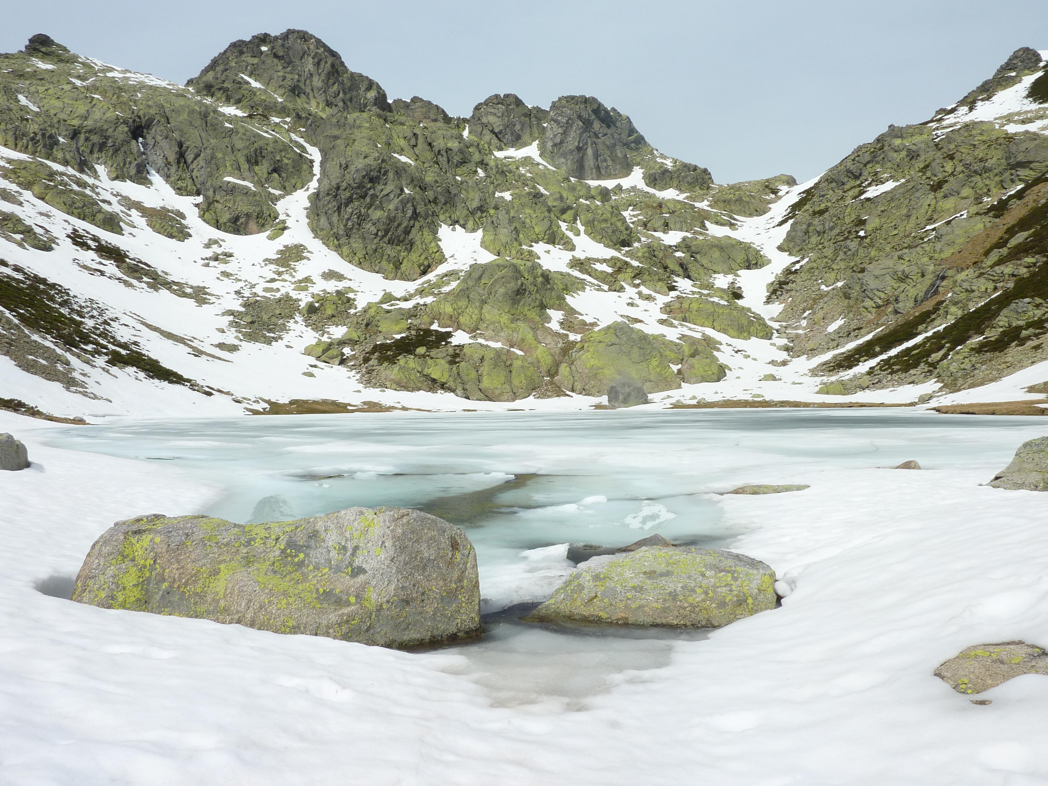 Laguna de los Caballeros, por ISMAEL HERNANDEZ CENALMOR