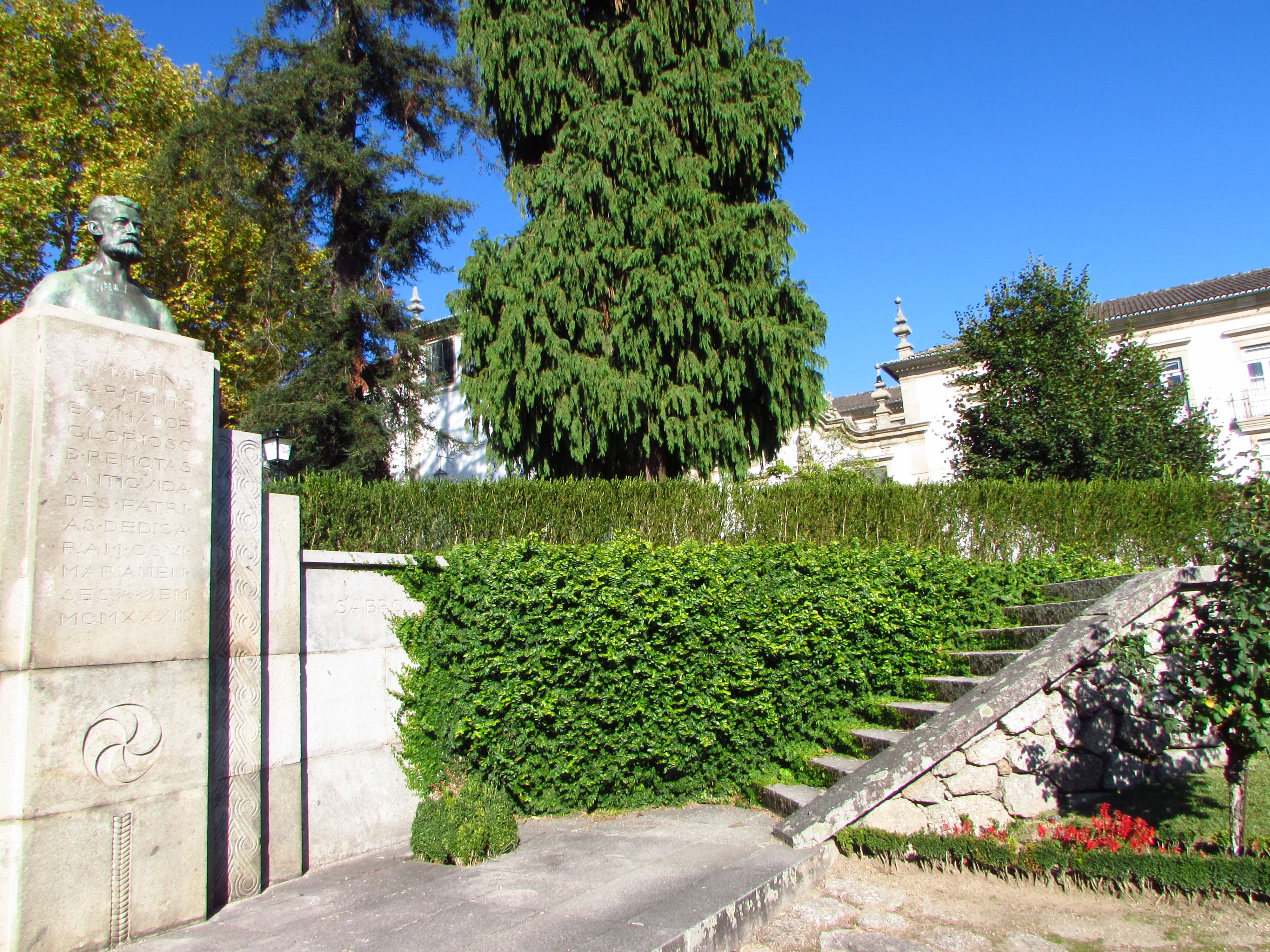 Jardim do Carmo, por Helena Compadre