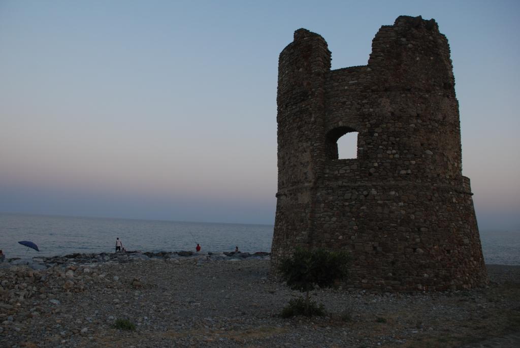 La torre spaccata, por AlexSandro