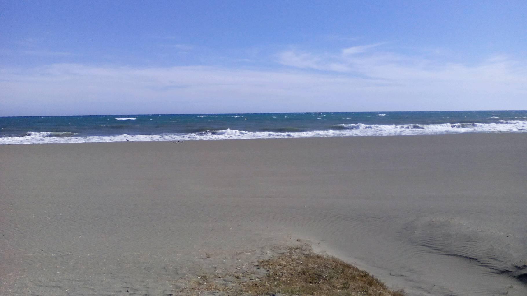 Playa de Torre de Benagalbón, por Gorka Zaldibar 