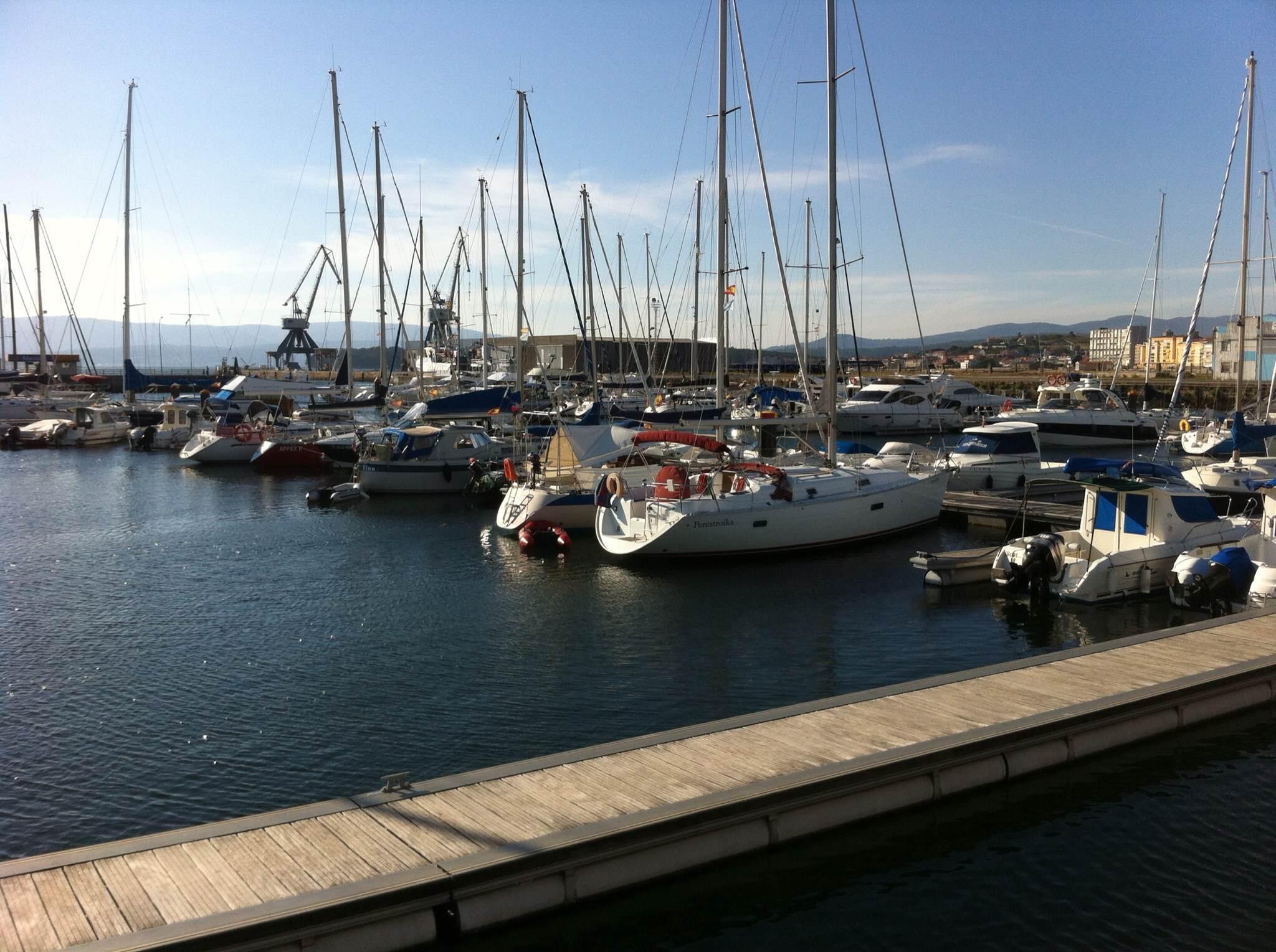 Puerto de Villagarcia de Arousa, por carmen grigorica