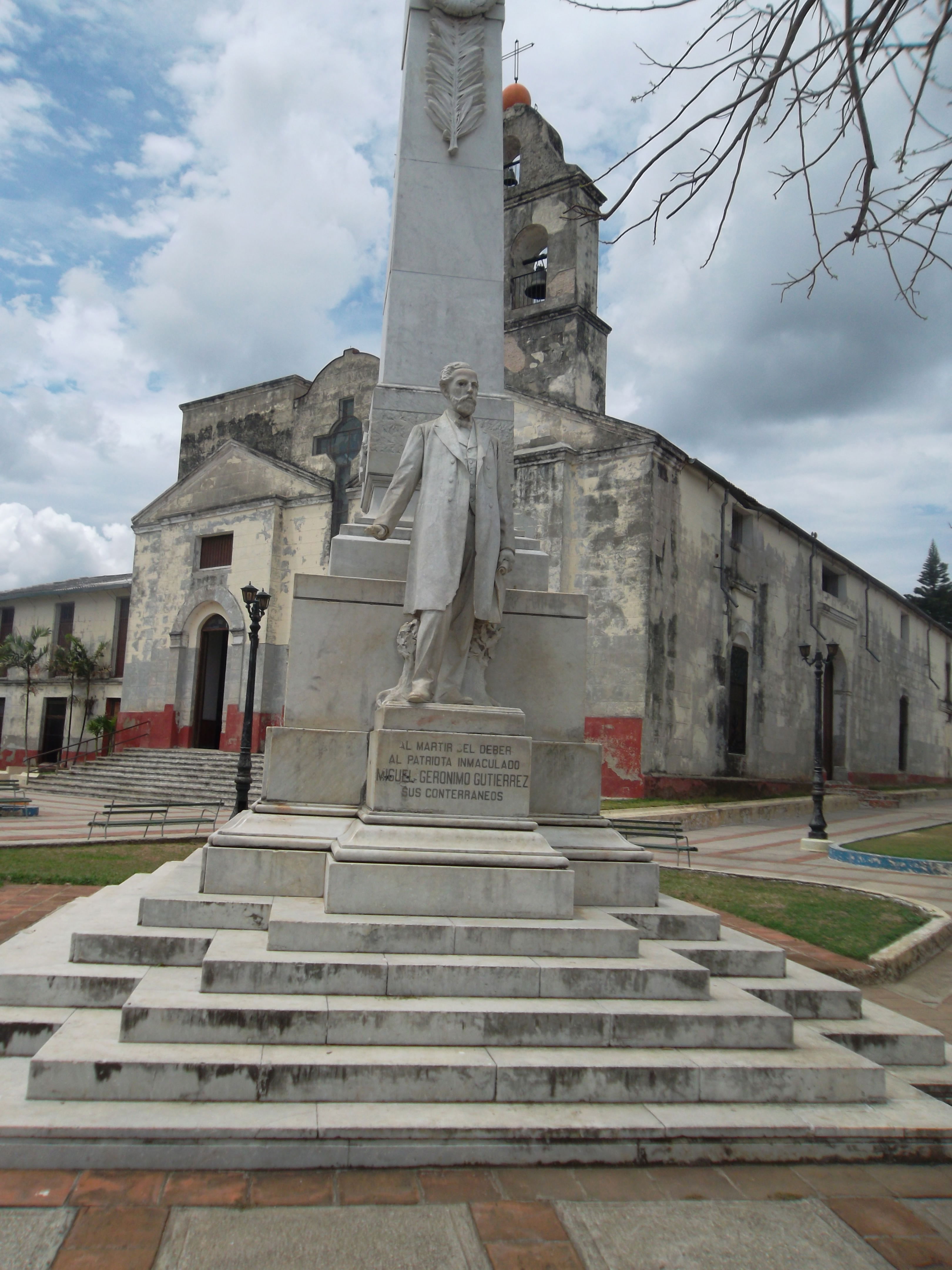 Monumento Miguel Jéronimo Gutiérrez, por Daniela VILLARREAL