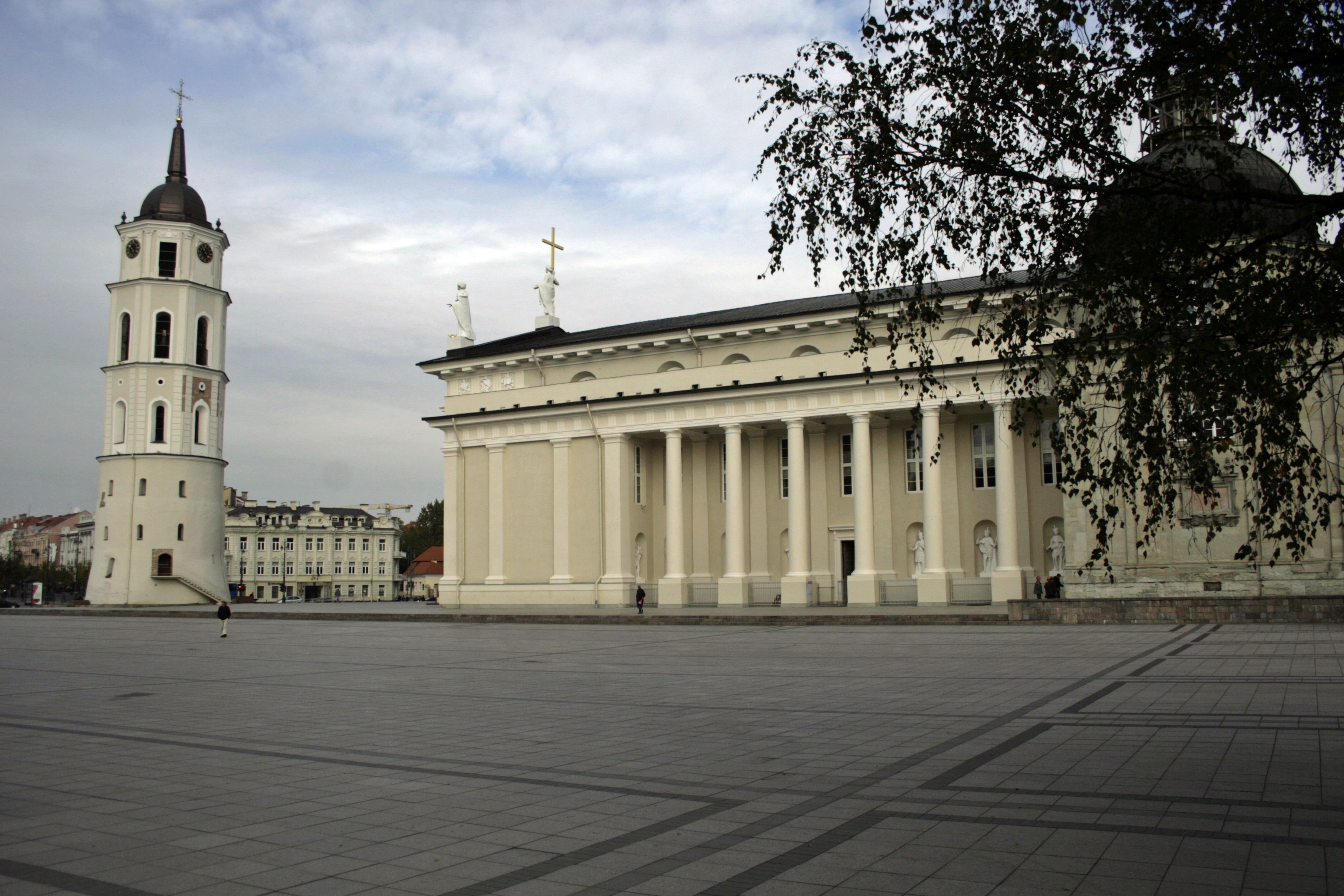 Monumentos históricos de Vilna: un recorrido por su rica herencia cultural